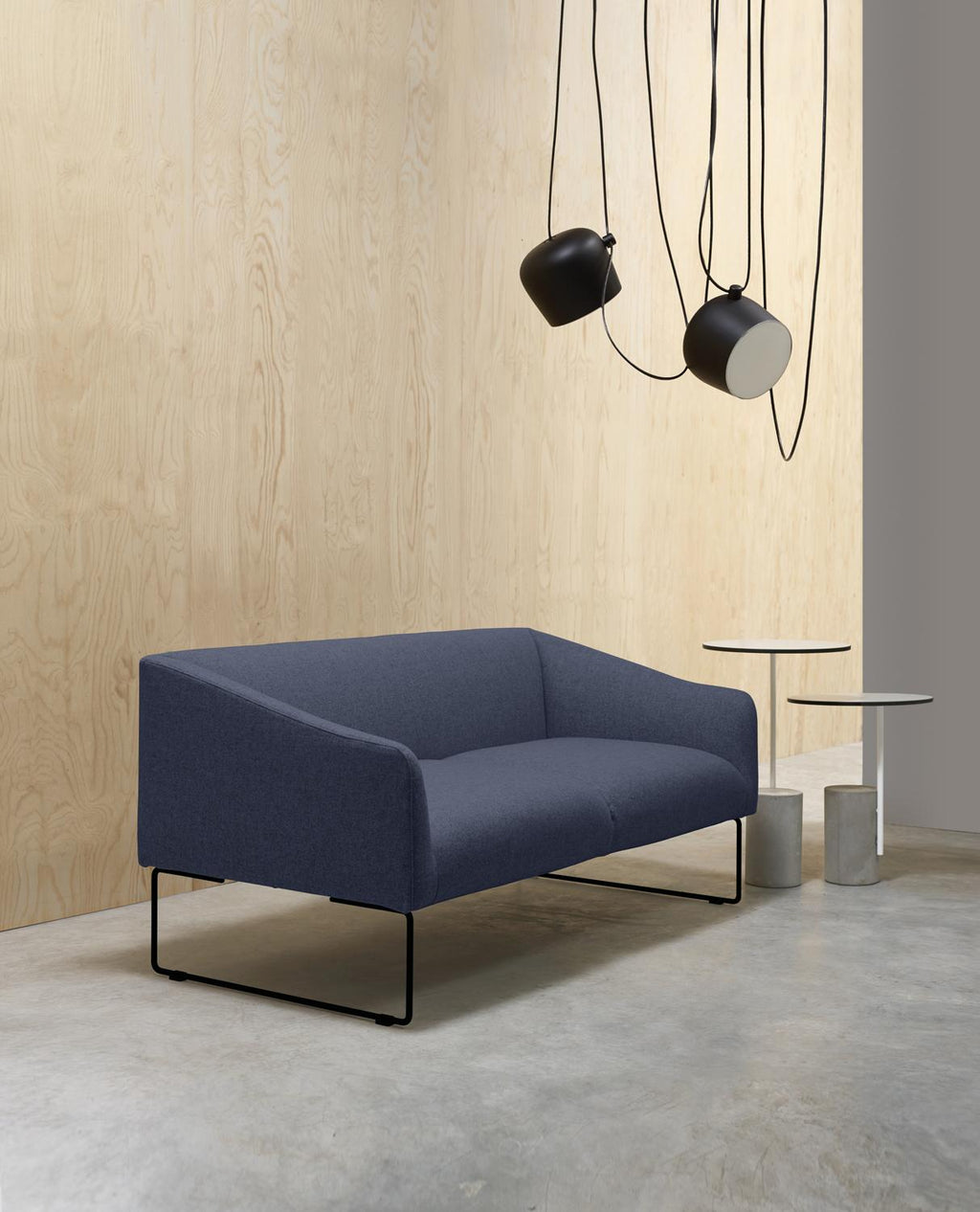 https://a.1stdibscdn.com/thank-three-seater-sofa-in-chromed-metal-upholstery-by-quinti-sedute-for-sale-picture-7/f_12192/f_463555921755785813400/THANK_VERT_master.jpg