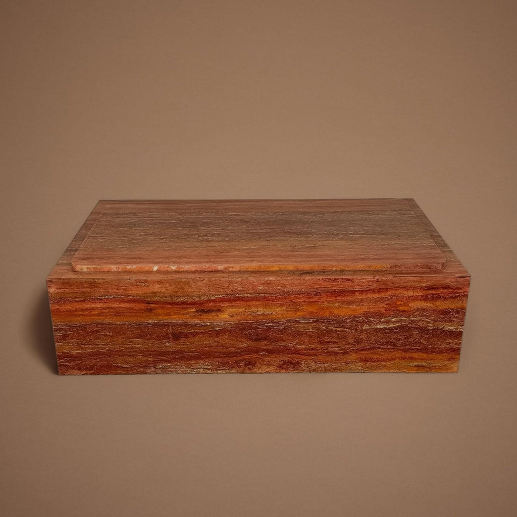 https://a.1stdibscdn.com/black-portoro-marble-coffee-table-for-sale-picture-5/f_107972/f_483592721768578573525/TH_VC155_master.jpg
