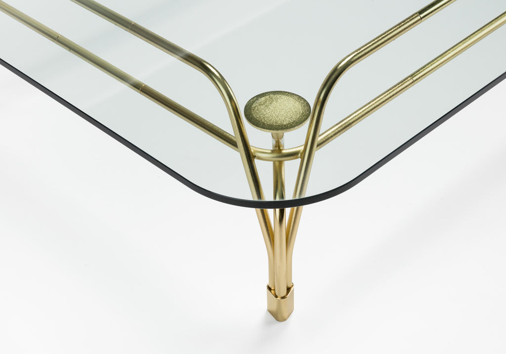 https://a.1stdibscdn.com/ghidini-1961-short-botany-rectangular-coffee-table-in-crystal-by-tomek-rygalik-for-sale-picture-2/12330573/f_137360711550659945000/TR102PC104_dettaglio_gambe_2__master.jpg