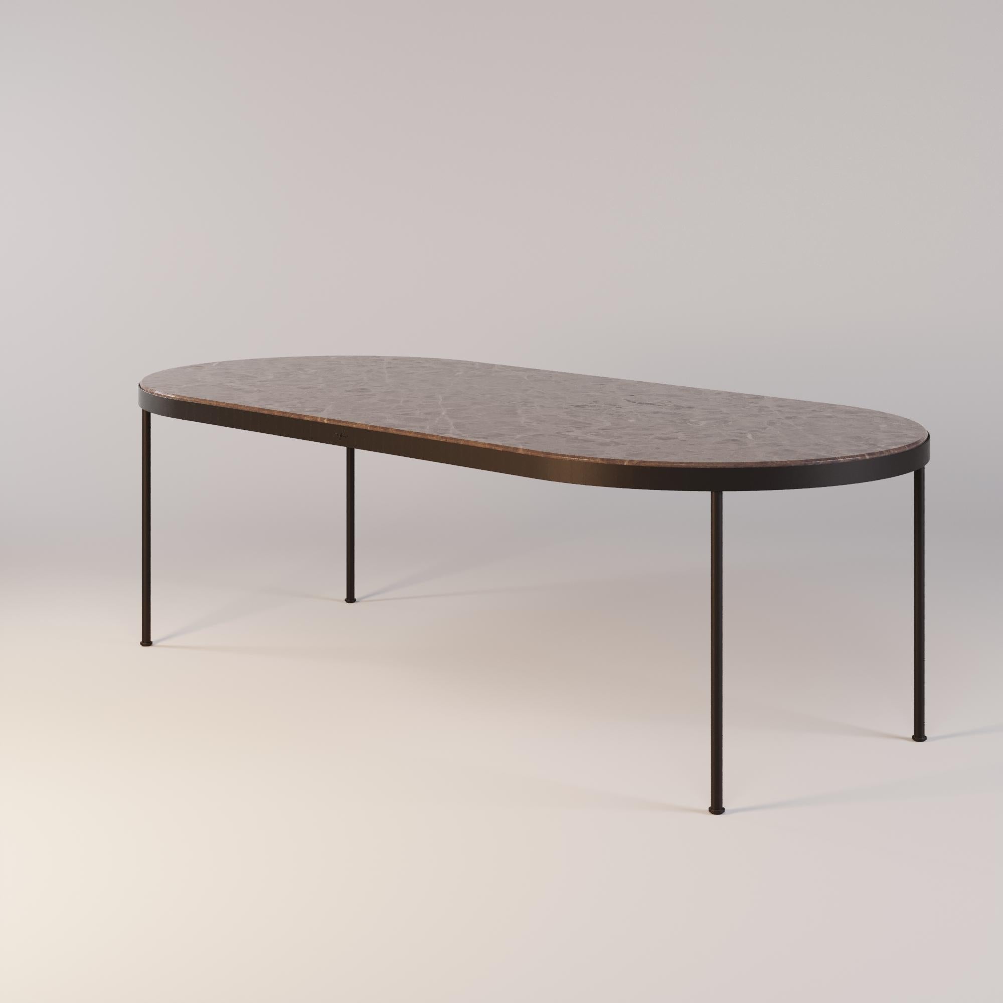 https://a.1stdibscdn.com/outdoor-oval-dining-table-with-marble-top-and-stainless-steel-legs-for-sale-picture-3/f_56702/f_430539221736240871213/TRACE_DINING_TABLE_OVAL_0001_2__master.jpg
