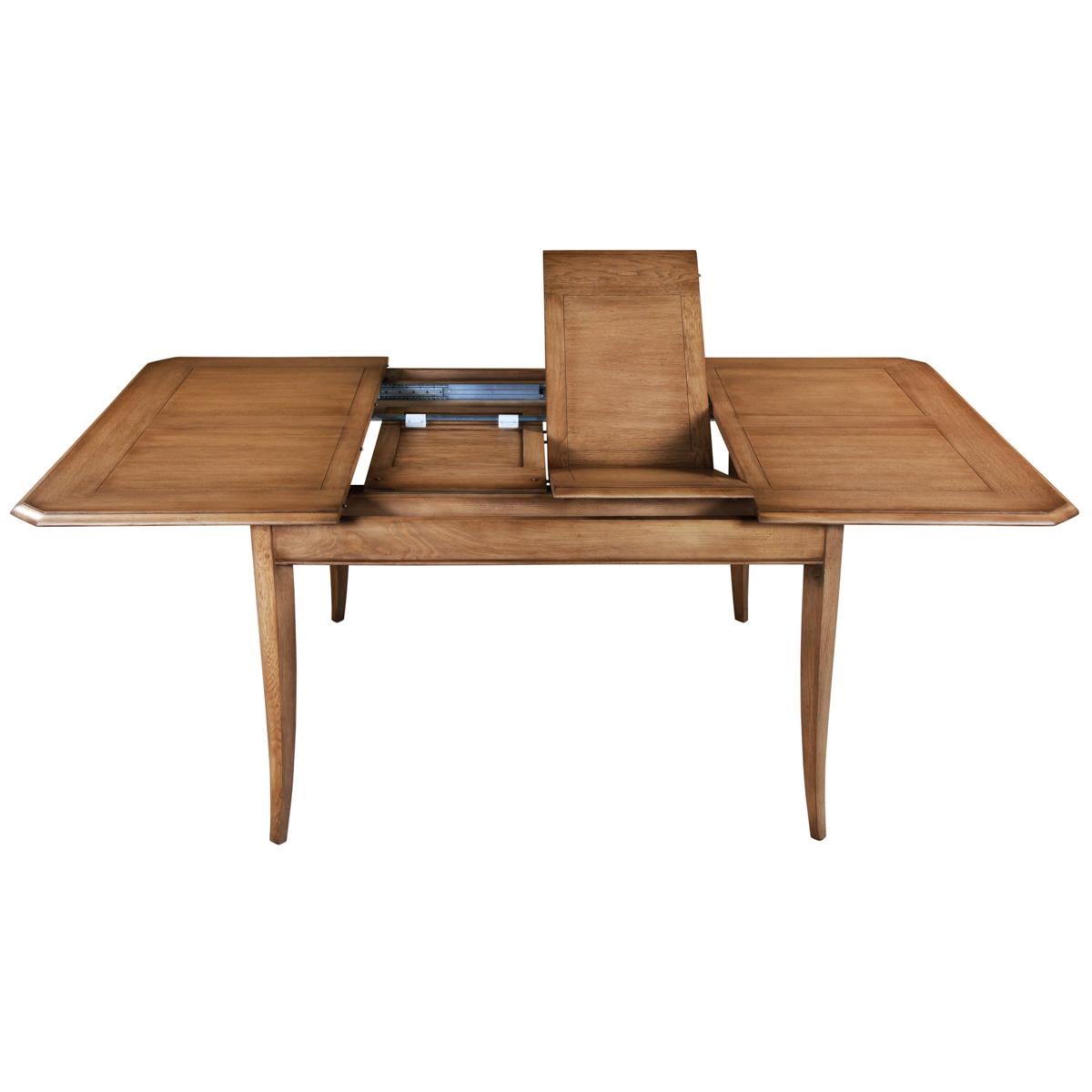 https://a.1stdibscdn.com/french-tradition-extensible-square-dining-table-chestnut-stained-for-sale-picture-4/f_57342/f_313226821668524974066/TRA_5705CCH_Table_carr_e_ch_ne_ch_taigne_1_rallonge_semi_d_pli_e_face_master.jpeg