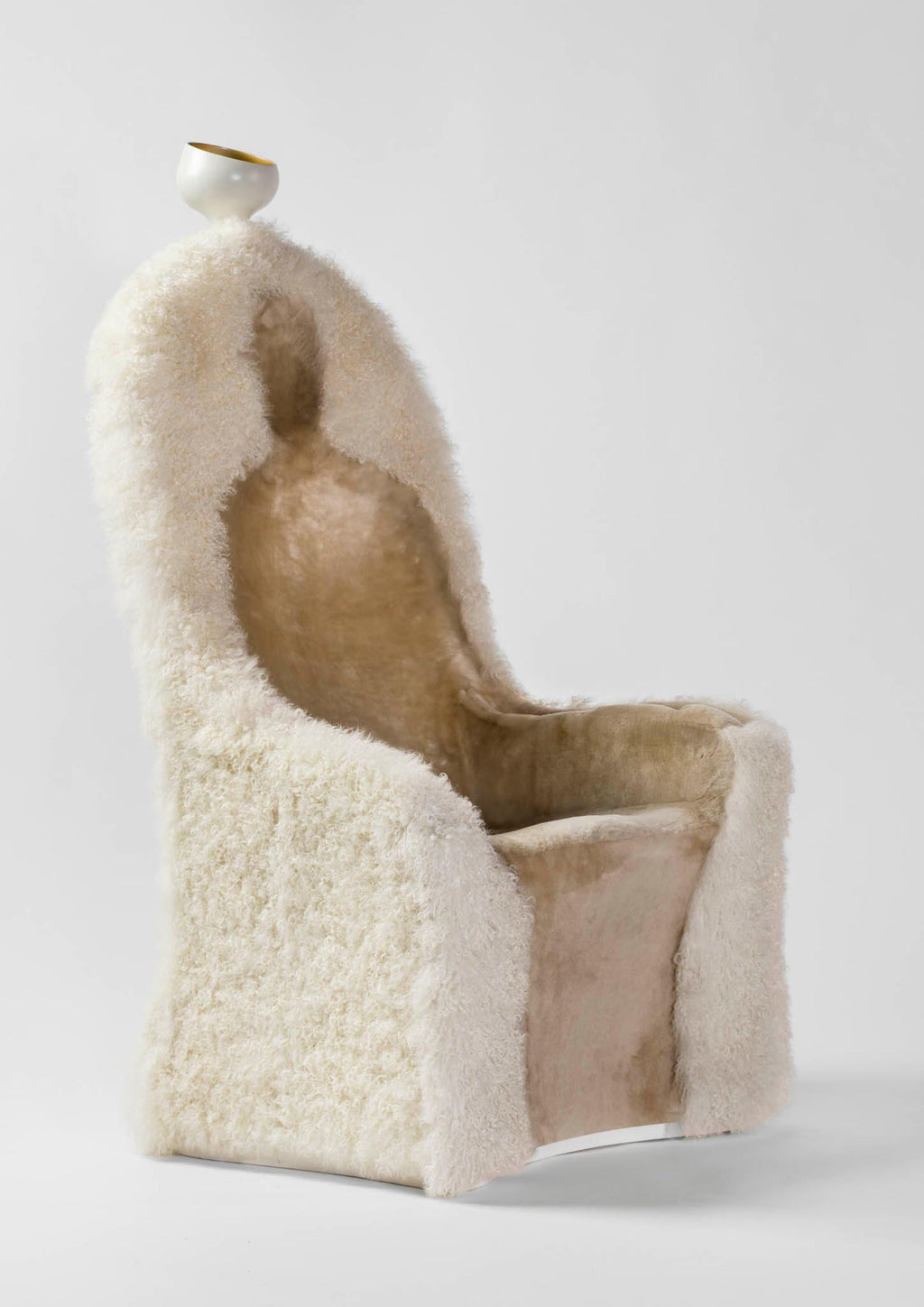 https://a.1stdibscdn.com/invisible-personage-armchair-and-lamp-salvador-dali-for-sale-picture-3/f_12192/f_319641021672273154337/TRES_CUARTOS_DELANTERA_ampliada_master.jpg