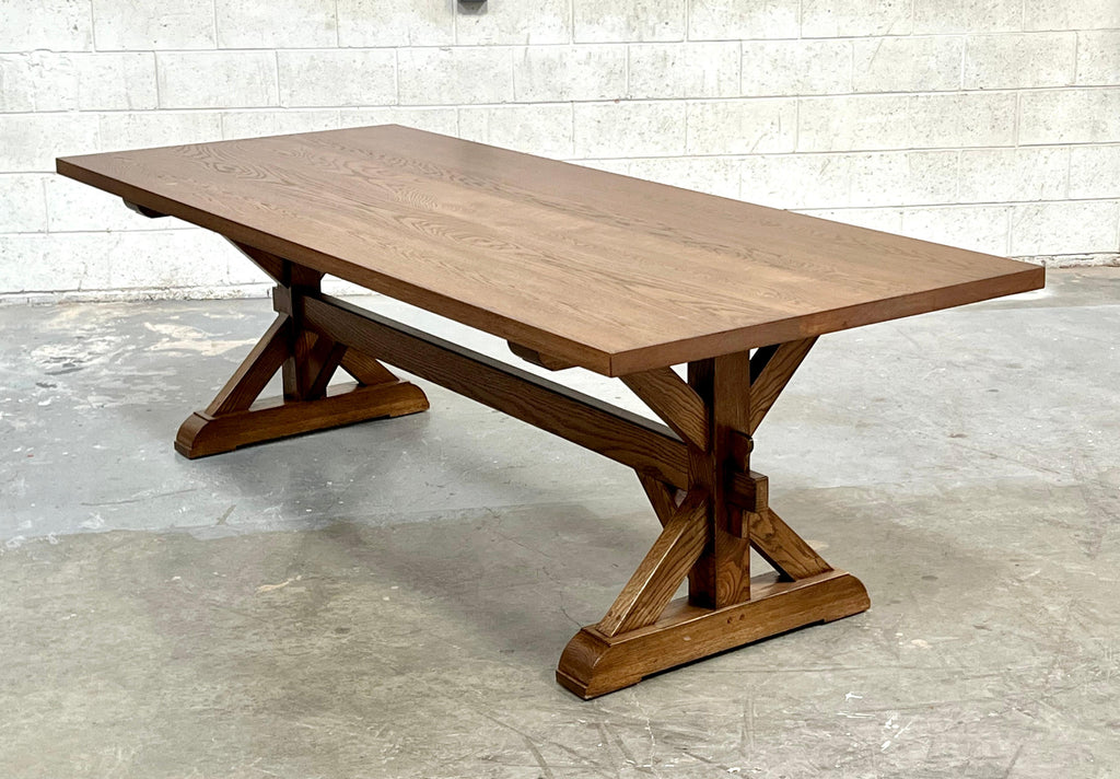 https://a.1stdibscdn.com/custom-oak-farm-table-for-sale-picture-5/f_8065/f_355943021691425347211/TT19_2_4_master.jpg