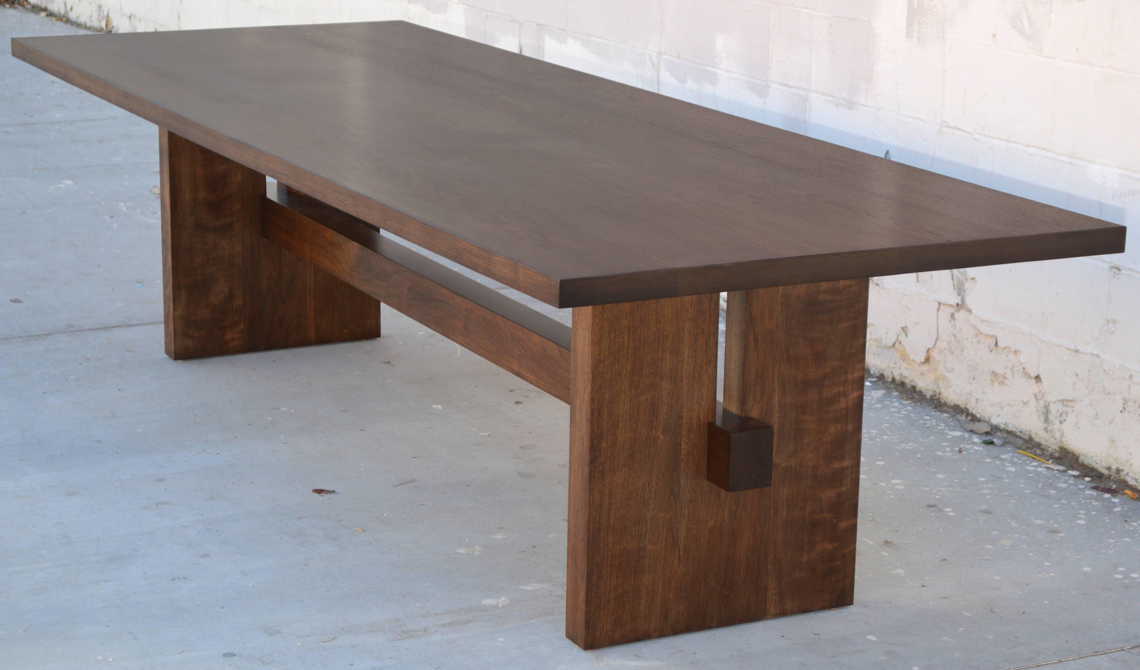 https://a.1stdibscdn.com/black-walnut-trestle-table-custom-made-by-petersen-antiques-for-sale-picture-10/f_8065/f_346048221685951453326/TT22a_master.jpg