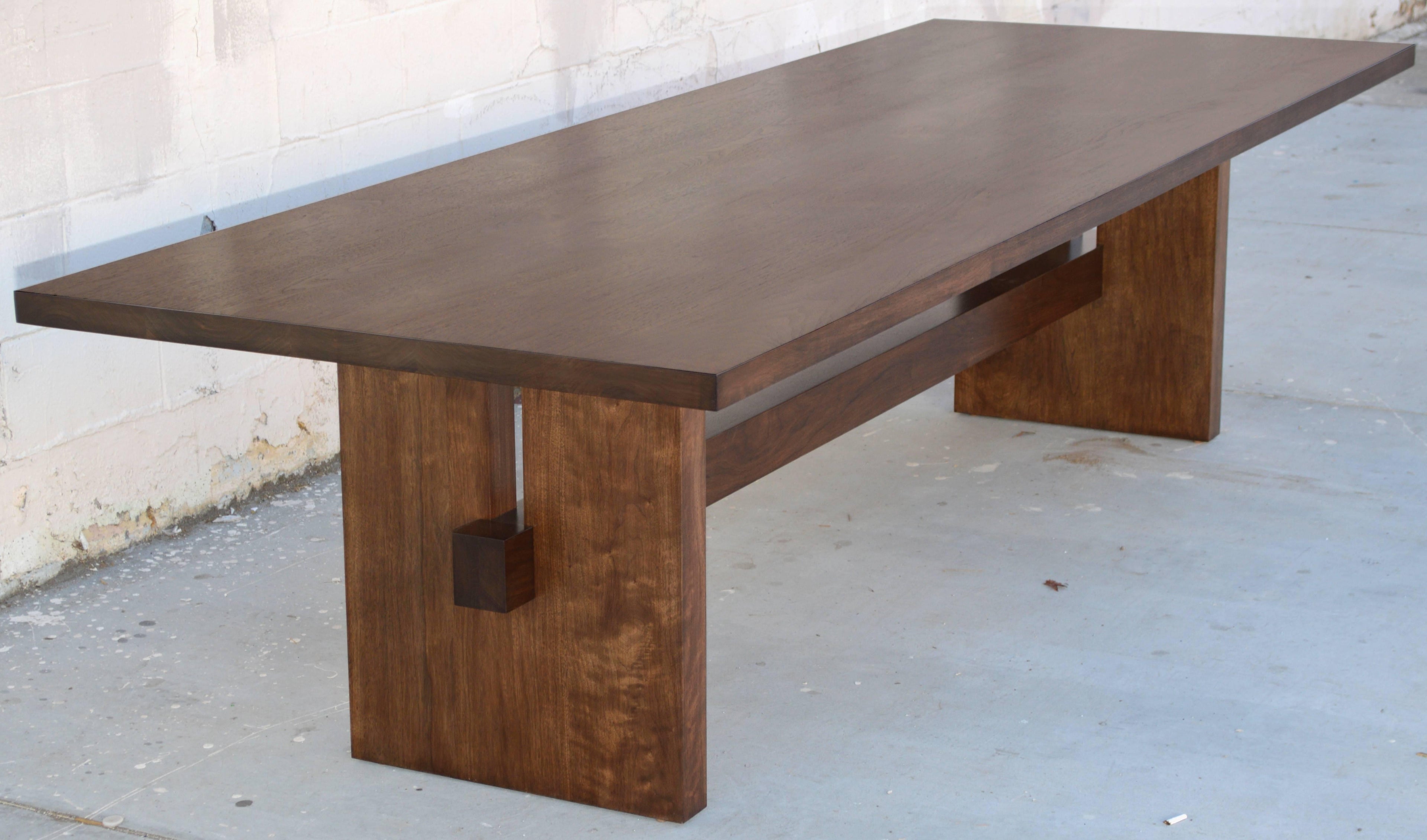 https://a.1stdibscdn.com/black-walnut-trestle-table-custom-made-by-petersen-antiques-for-sale-picture-2/f_8065/f_346048221685951449091/TT22c_master.jpg