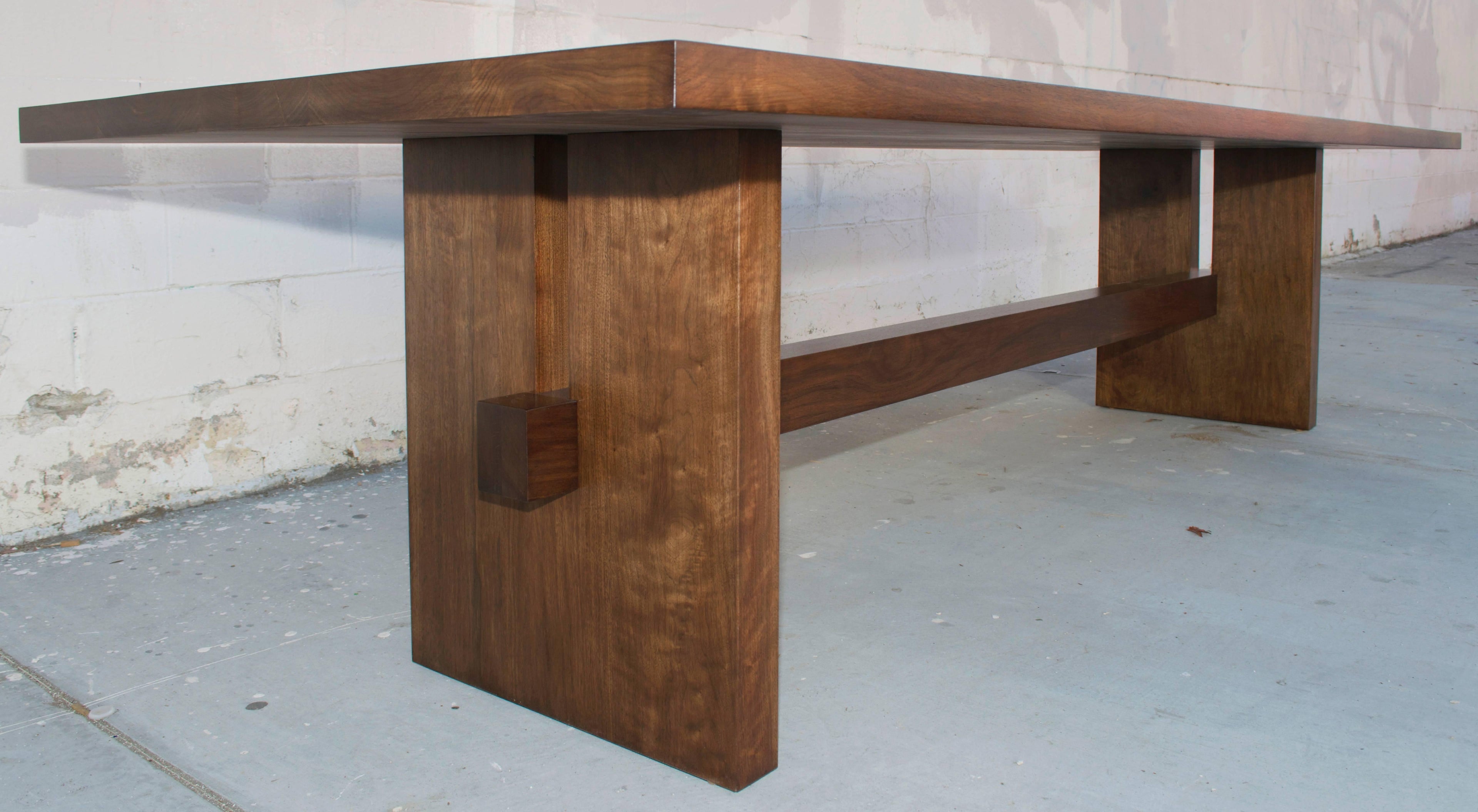 https://a.1stdibscdn.com/black-walnut-trestle-table-custom-made-by-petersen-antiques-for-sale-picture-5/f_8065/f_346048221685951450744/TT22d_master.jpg