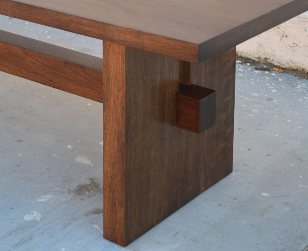 https://a.1stdibscdn.com/black-walnut-trestle-table-custom-made-by-petersen-antiques-for-sale-picture-6/f_8065/f_346048221685951451271/TT22g_master.jpg