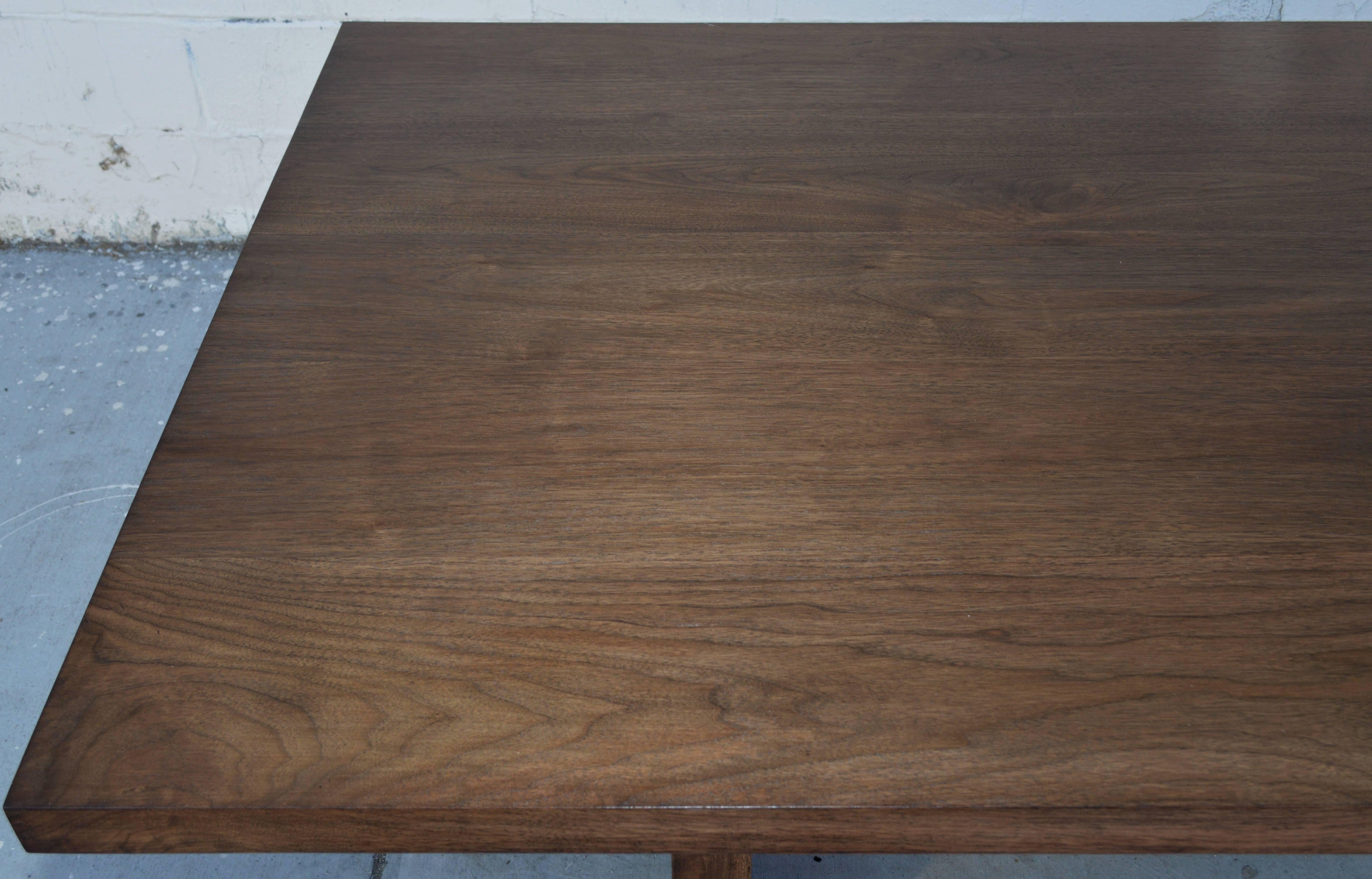 https://a.1stdibscdn.com/black-walnut-trestle-table-custom-made-by-petersen-antiques-for-sale-picture-7/f_8065/f_346048221685951451745/TT22h_master.jpg