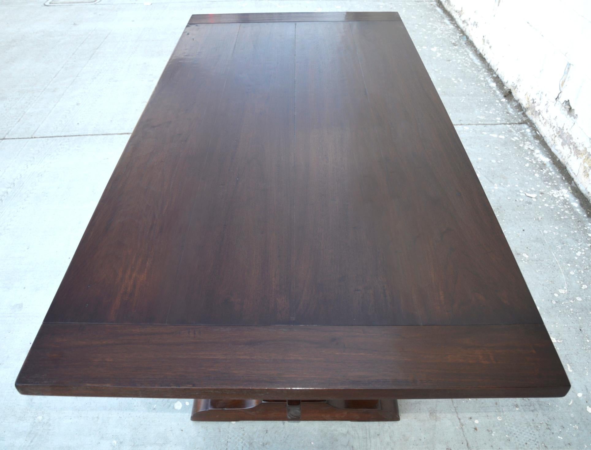 https://a.1stdibscdn.com/expandable-trestle-table-made-from-walnut-for-sale-picture-9/f_8065/1585226844185/TT2_8_master.jpg