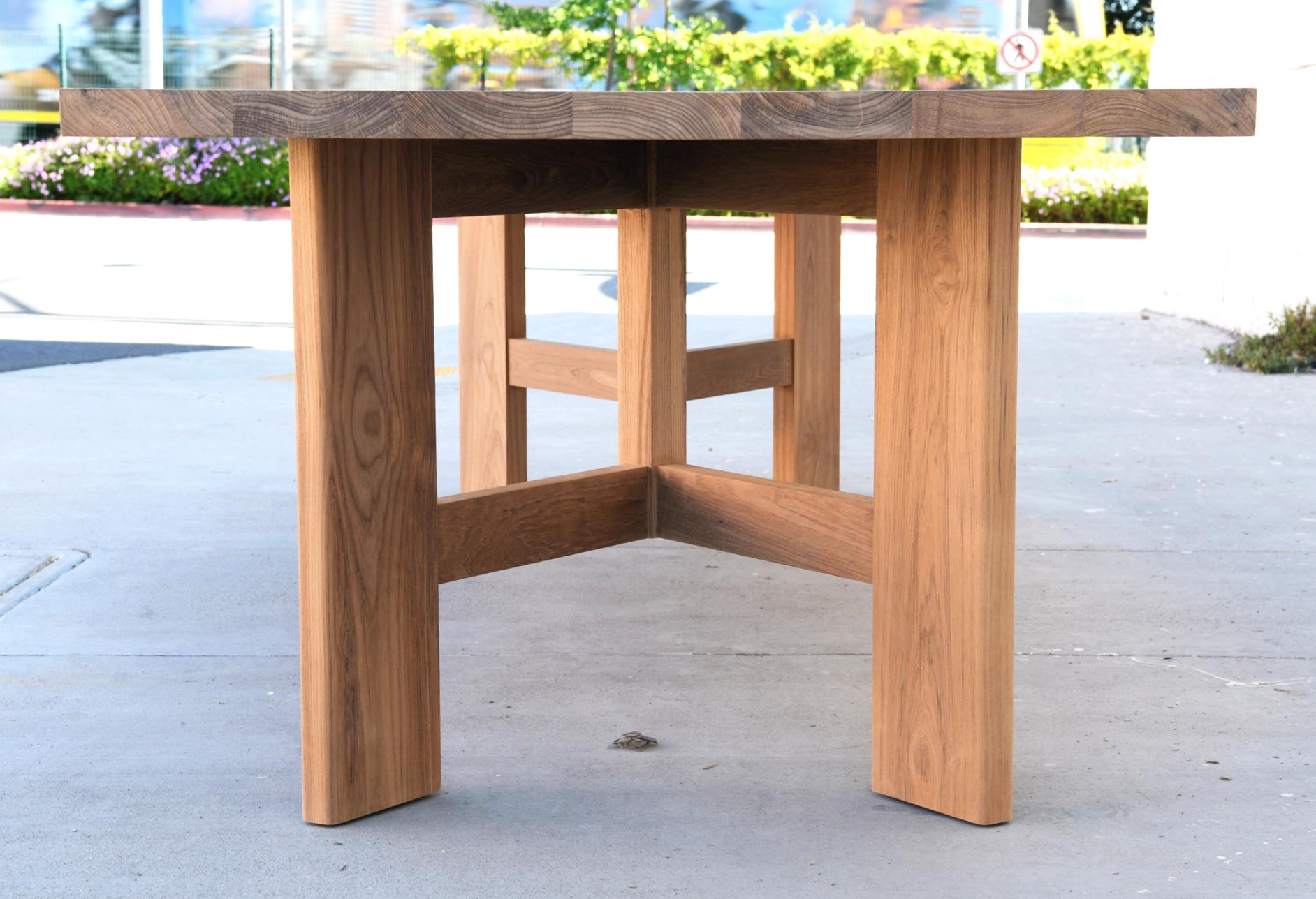 https://a.1stdibscdn.com/indoor-or-outdoor-dining-table-made-from-teak-for-sale-picture-5/f_8065/f_157208311565356887292/TT33_2_master.jpg