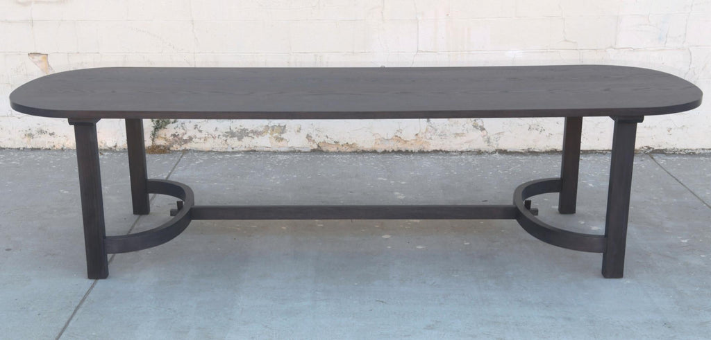 https://a.1stdibscdn.com/oak-racetrack-table-with-curved-stretcher-for-sale-picture-11/f_8065/1575554268621/TTR1_1_master.jpg