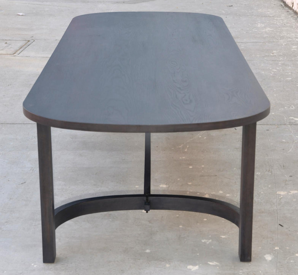 https://a.1stdibscdn.com/oak-racetrack-table-with-curved-stretcher-for-sale-picture-10/f_8065/1575554276268/TTR1_5_master.jpg