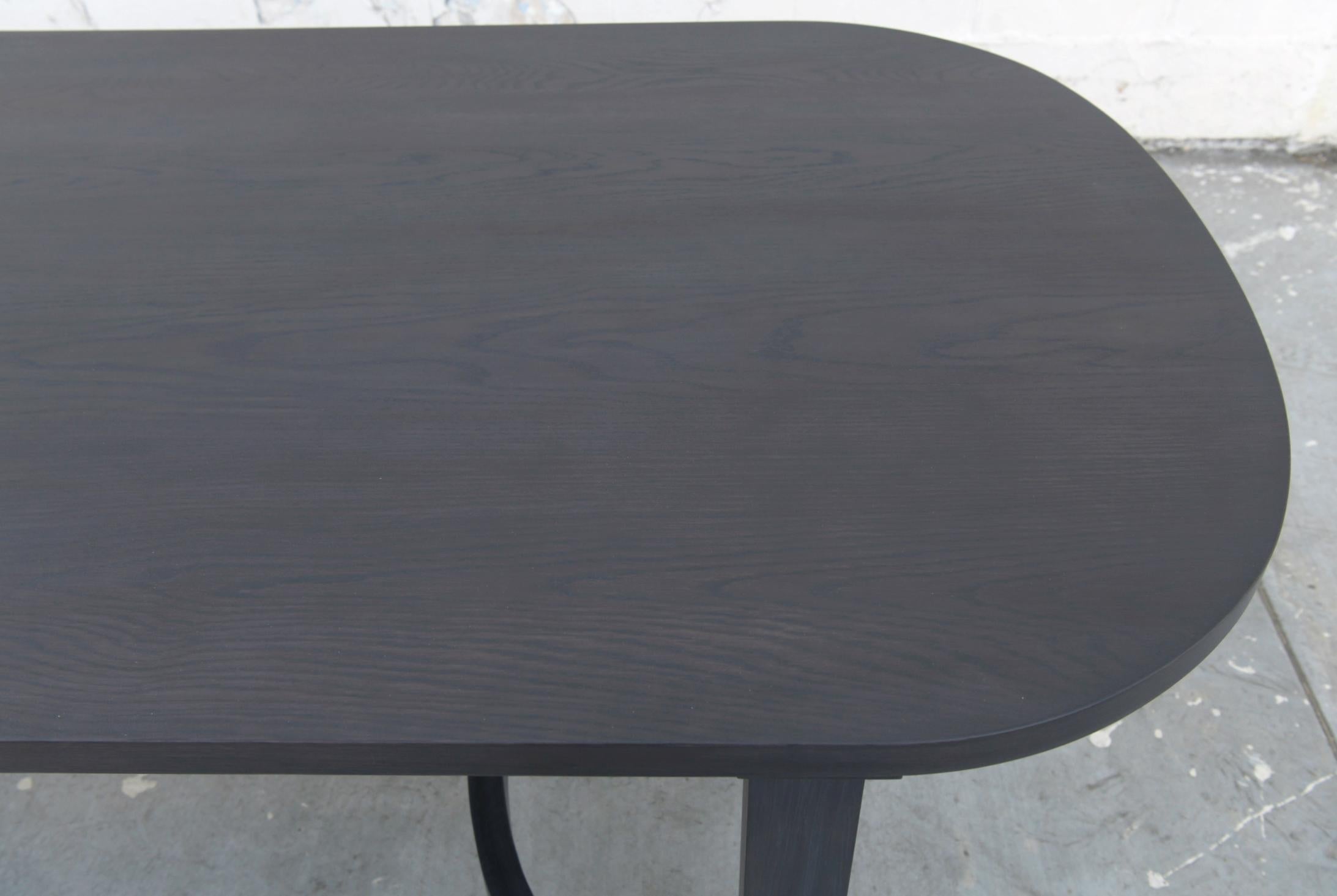 https://a.1stdibscdn.com/oak-racetrack-table-with-curved-stretcher-for-sale-picture-5/f_8065/1575554282326/TTR1_8_master.jpg