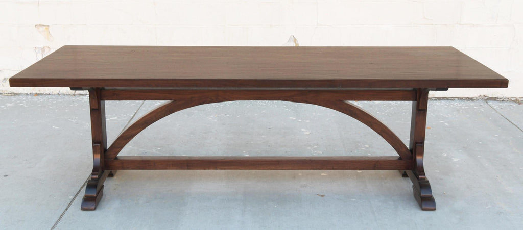 https://a.1stdibscdn.com/custom-walnut-dining-table-for-sale-picture-2/f_8065/1582901717572/TTTED2_10_master.jpg