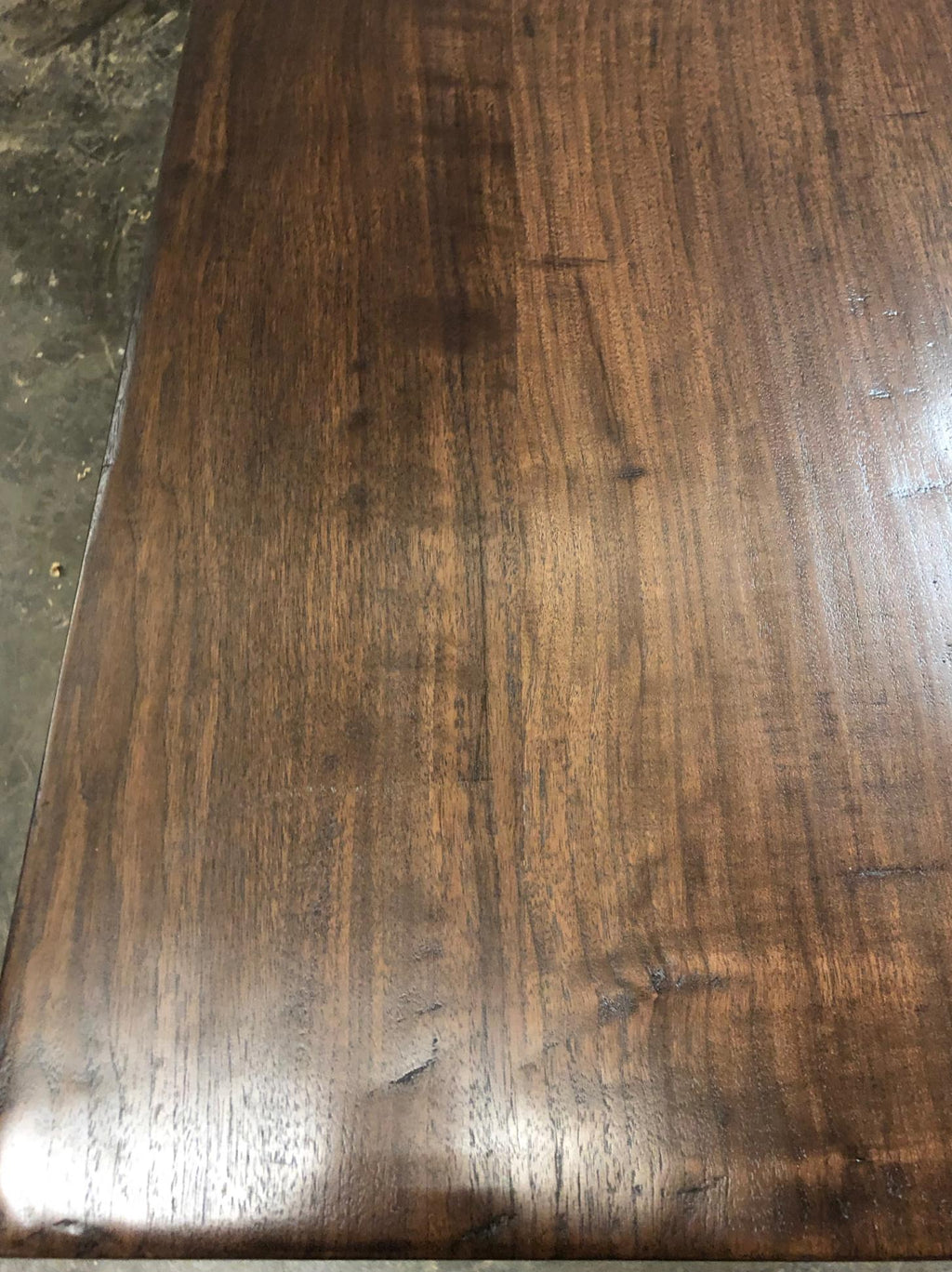 https://a.1stdibscdn.com/custom-walnut-dining-table-for-sale-picture-10/f_8065/1582901711903/TTTED2_7_master.jpg