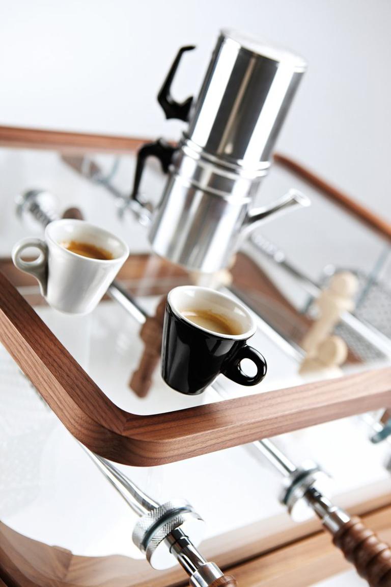 https://a.1stdibscdn.com/intervallo-special-edition-foosball-coffee-table-by-adriano-design-for-teckell-for-sale-picture-6/f_16392/f_467517321758530080205/T_Intervallo_Walnut6_1024x1024_master.jpg