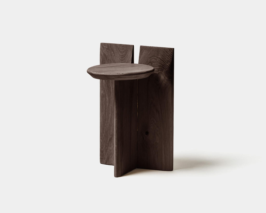 https://a.1stdibscdn.com/contemporary-stool-tabi-by-obstacles-solid-oak-coffee-h45-for-sale-picture-2/f_31233/f_445547121744794110332/Tabi_Stool_Obstacles_Coffee_45cm_Savannah_Bay_Gallery_master.jpg