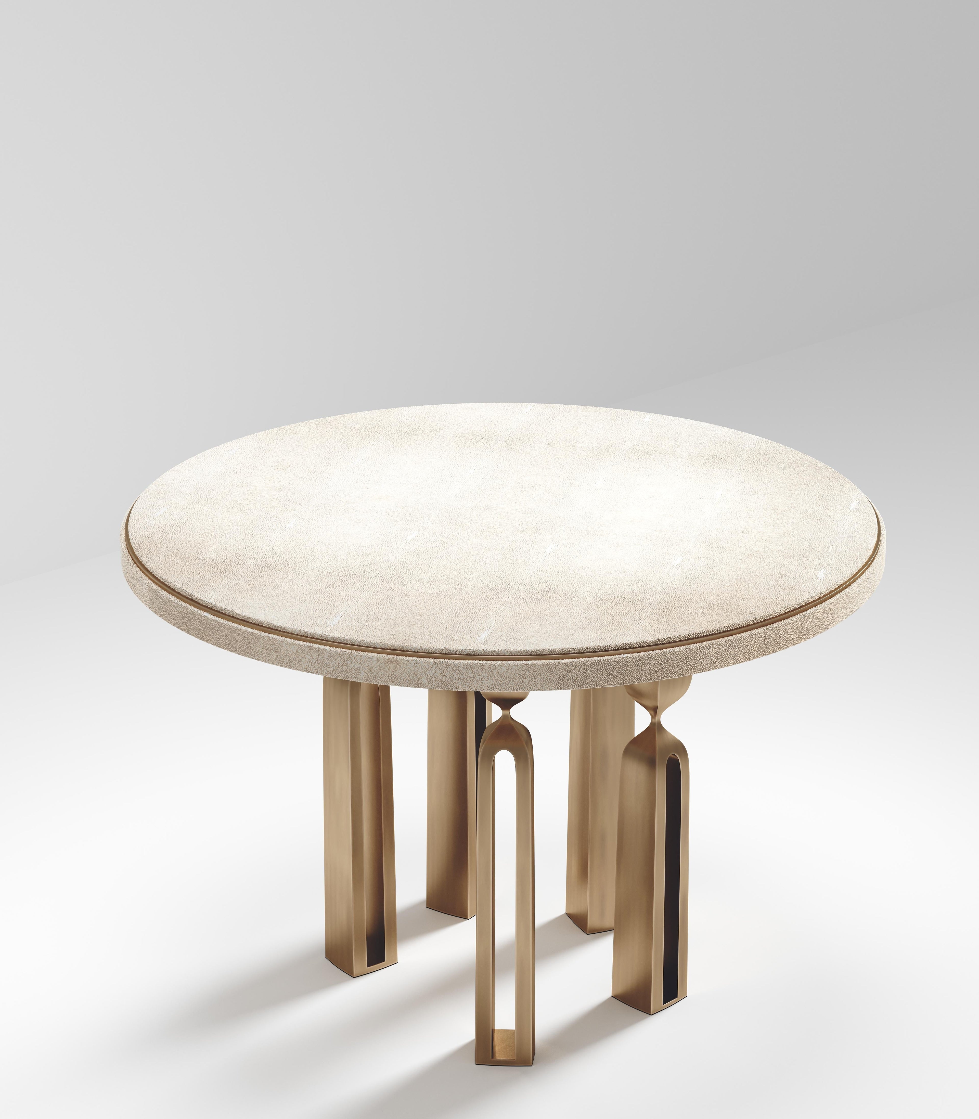 https://a.1stdibscdn.com/shagreen-breakfast-table-with-bronze-patina-brass-by-kifu-paris-for-sale-picture-2/f_45491/f_278101821647398835465/Table_basse_Rhapsody_v30003_master.jpg
