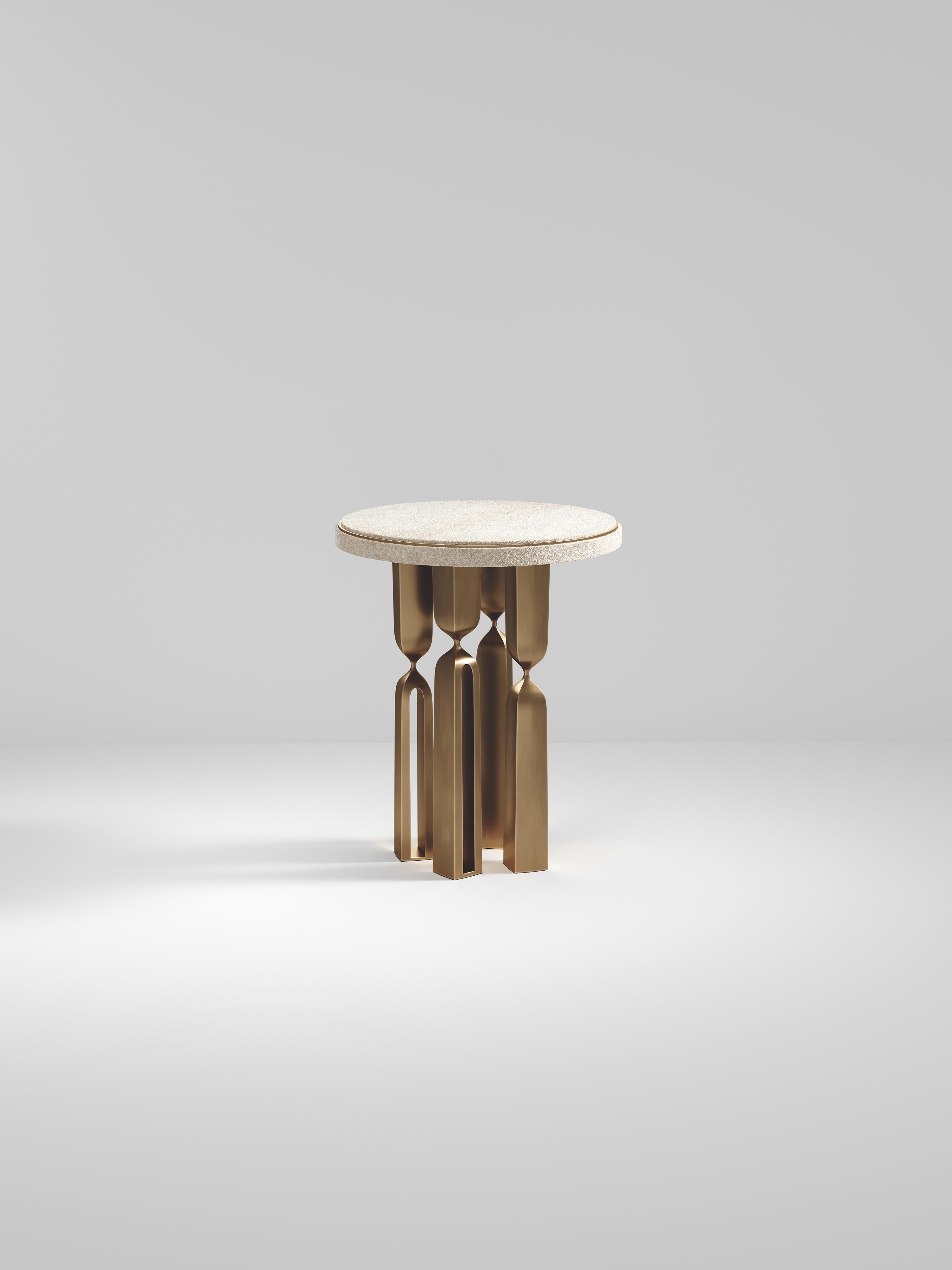 https://a.1stdibscdn.com/shagreen-breakfast-table-with-bronze-patina-brass-by-kifu-paris-for-sale-picture-10/f_45491/f_278101821647399091429/Table_basse_Rhapsody_v30014_master.jpg