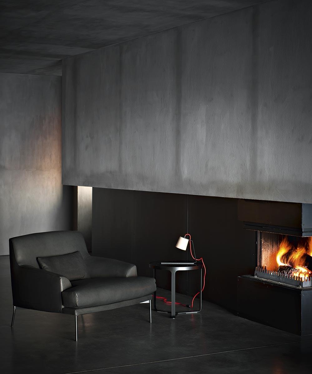 https://a.1stdibscdn.com/montevideo-armchair-designed-claesson-koivisto-rune-for-sale-picture-4/f_44652/1607375337696/Tacchini_MontevideoArmchair2_master.jpg