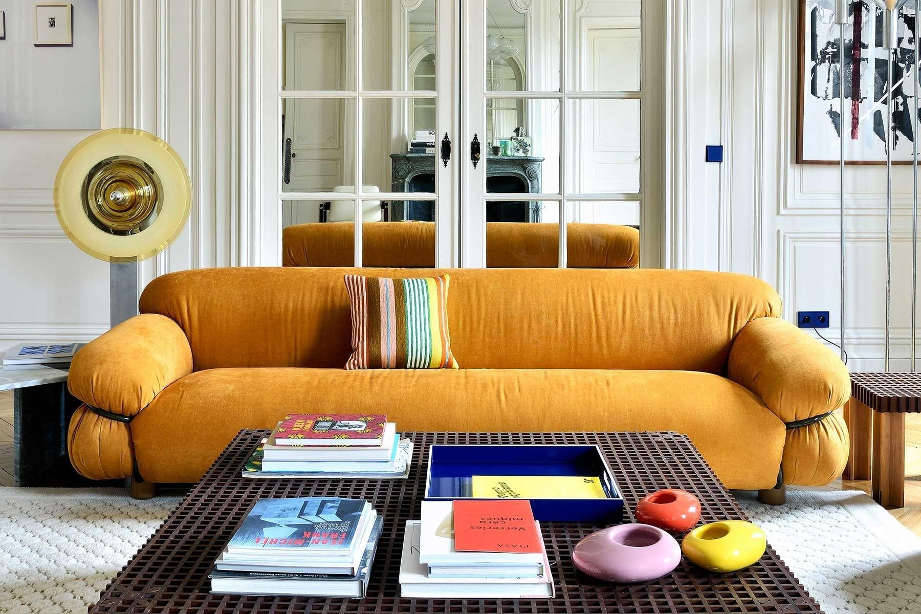 https://a.1stdibscdn.com/tacchini-sesann-armchair-designed-by-gianfranco-frattini-for-sale-picture-14/f_44652/f_216209821606765387225/Tacchini_PrivateHouse_Paris_04_master.jpg