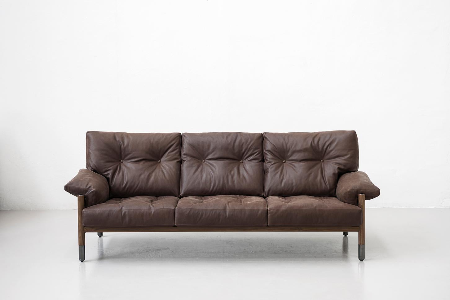 https://a.1stdibscdn.com/tacchini-sella-sofa-designed-by-carlo-de-carli-for-sale-picture-10/f_44652/f_217540021607634533676/Tacchini_Sella_8_PhAndreaFerrari_master.jpg