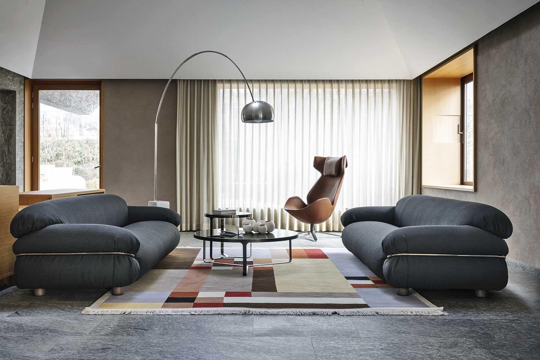 https://a.1stdibscdn.com/tacchini-sesann-sofa-designed-by-gianfranco-frattini-for-sale-picture-3/f_44652/1606764062829/Tacchini_Sesann6_master.jpg