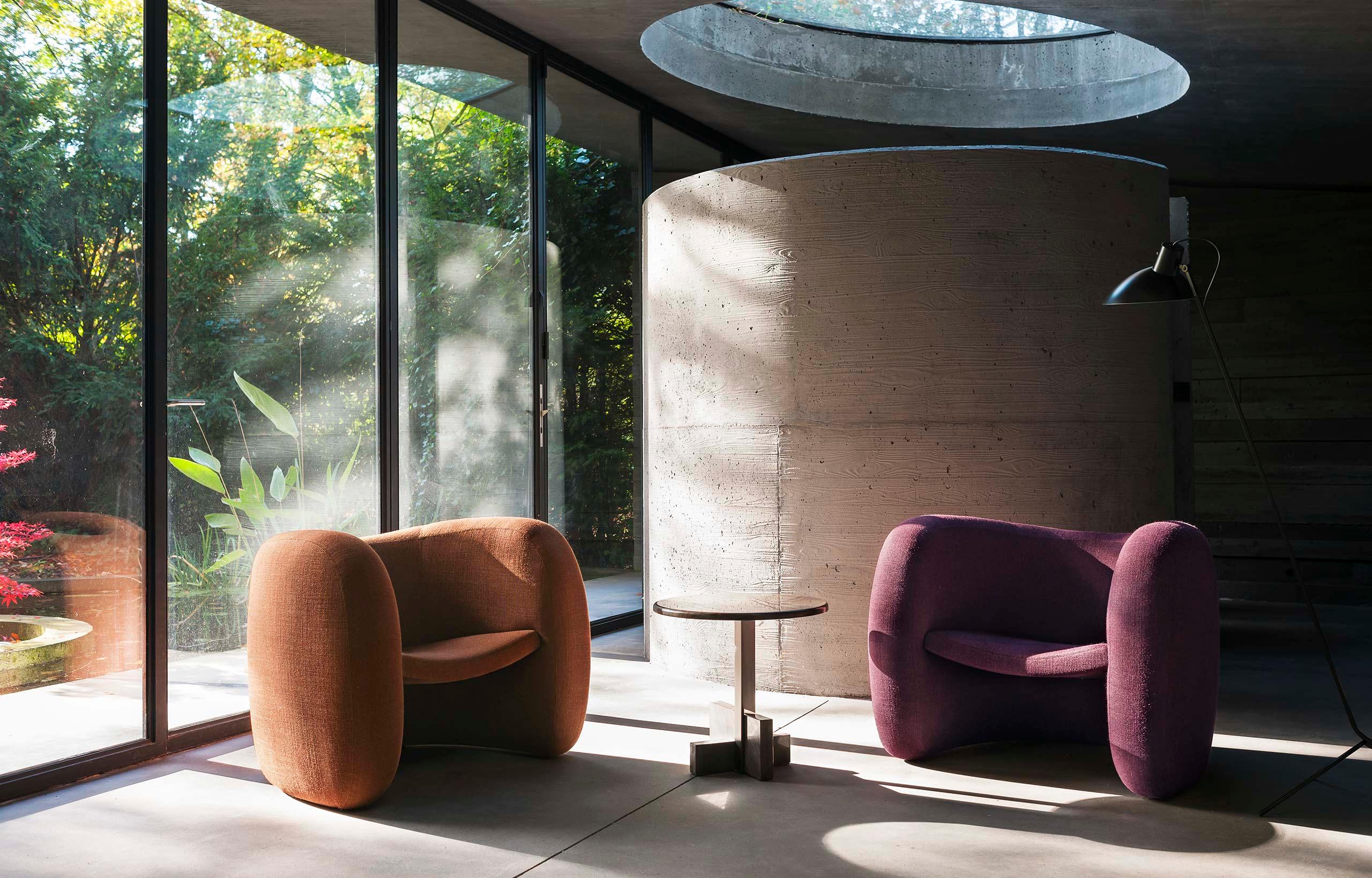 https://a.1stdibscdn.com/tacchini-lagoa-armchair-designed-by-zanini-de-zanine-for-sale-picture-4/f_44652/1607132170424/Tacchini_Website_Homepage_31_master.jpg