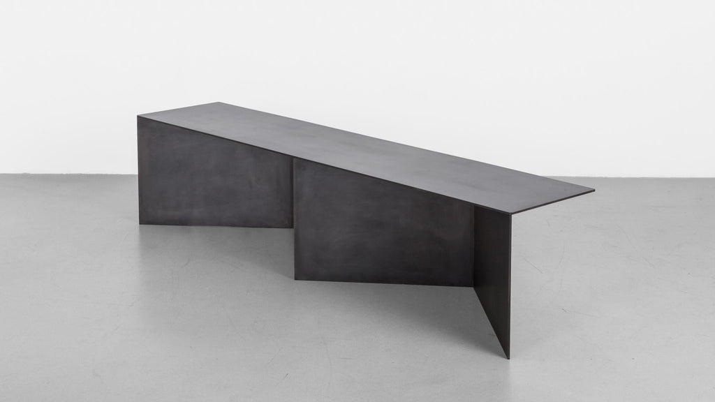 https://a.1stdibscdn.com/tack-bench-in-brass-black-brass-for-sale-picture-9/f_11442/f_150143621689298256534/Tack_Bench_2_master.jpg