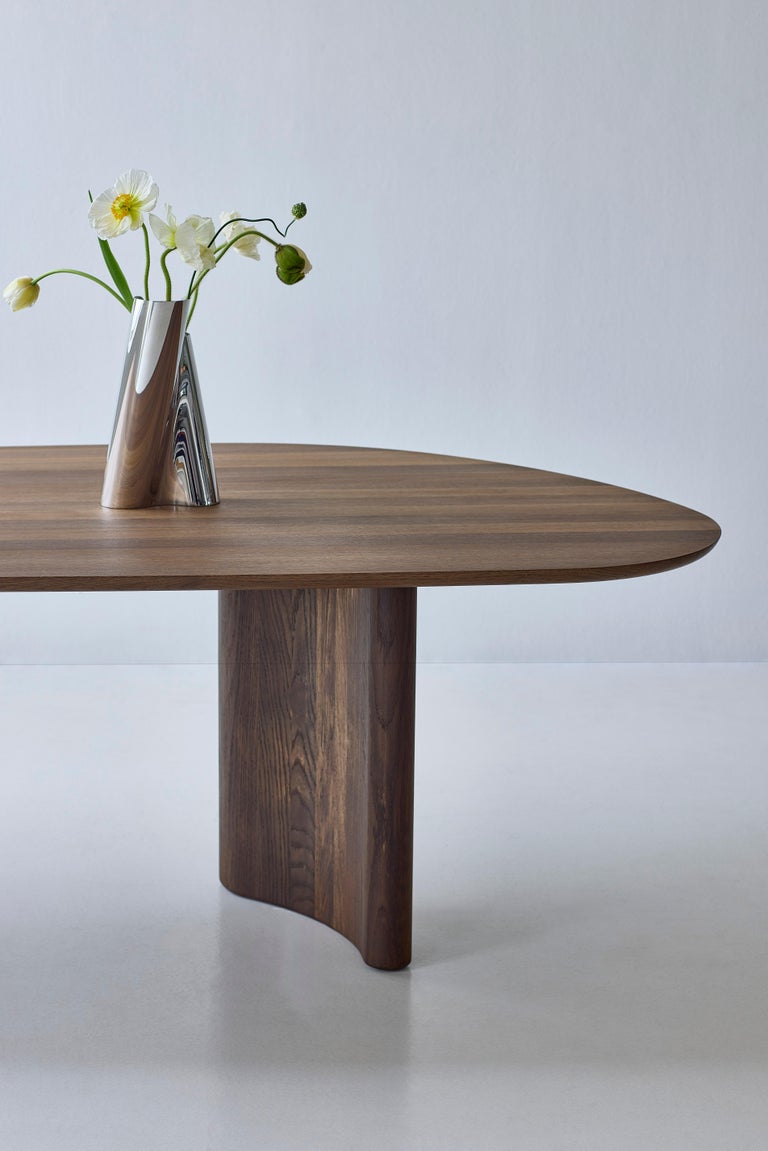 https://a.1stdibscdn.com/contemporary-rectangular-dining-table-tangent-by-dk3-oiled-white-oak-270-cm-for-sale-picture-12/f_31233/f_458107521752143466623/Tangent_Table_rect_smoked_oak_4_low_master.jpg?width=768