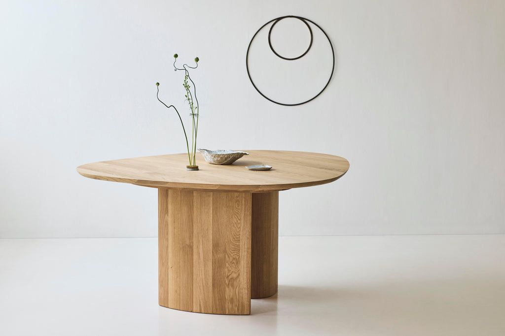 https://a.1stdibscdn.com/contemporary-round-dining-table-tangent-by-anne-boysen-x-dk3-oil-white-oak-for-sale-picture-10/f_31233/f_456073921750862299661/Tanget_Table_Round_oak_oil_8_low_master.jpg