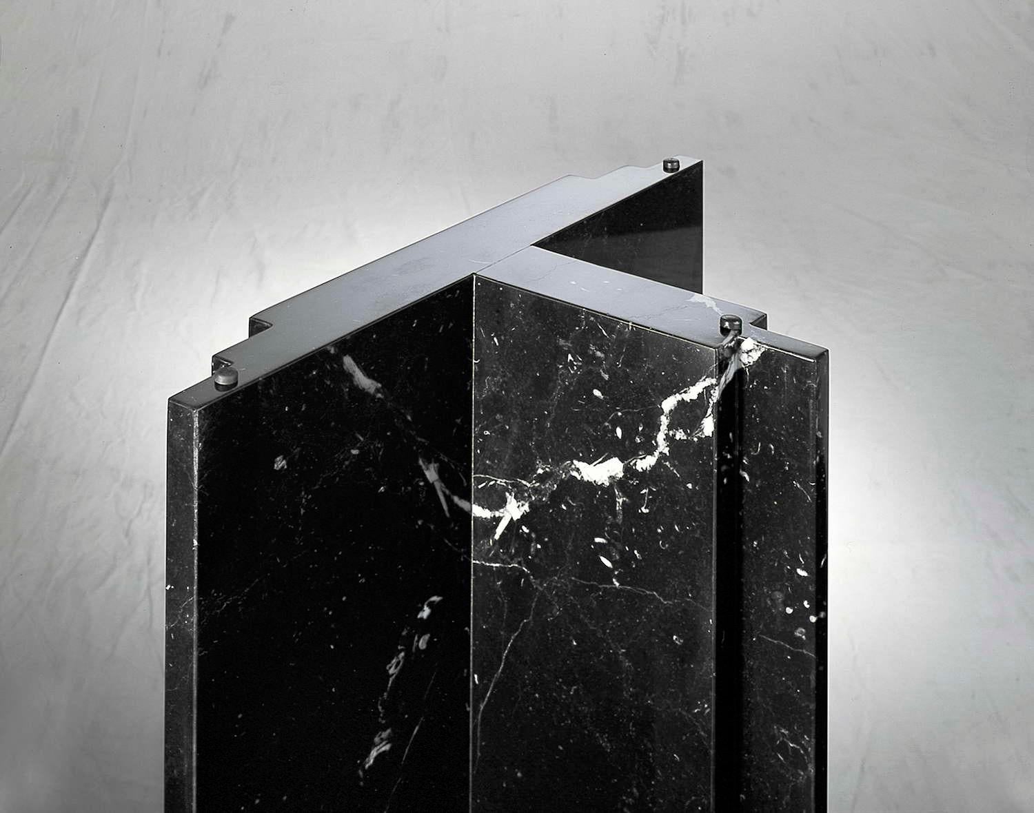 https://a.1stdibscdn.com/antiquaria-dining-table-in-marble-by-adolfo-natalini-for-sale-picture-4/f_31233/f_179133021581440862856/Tavoli_in_marmo_Antiquaria_art_310_01_master.jpg
