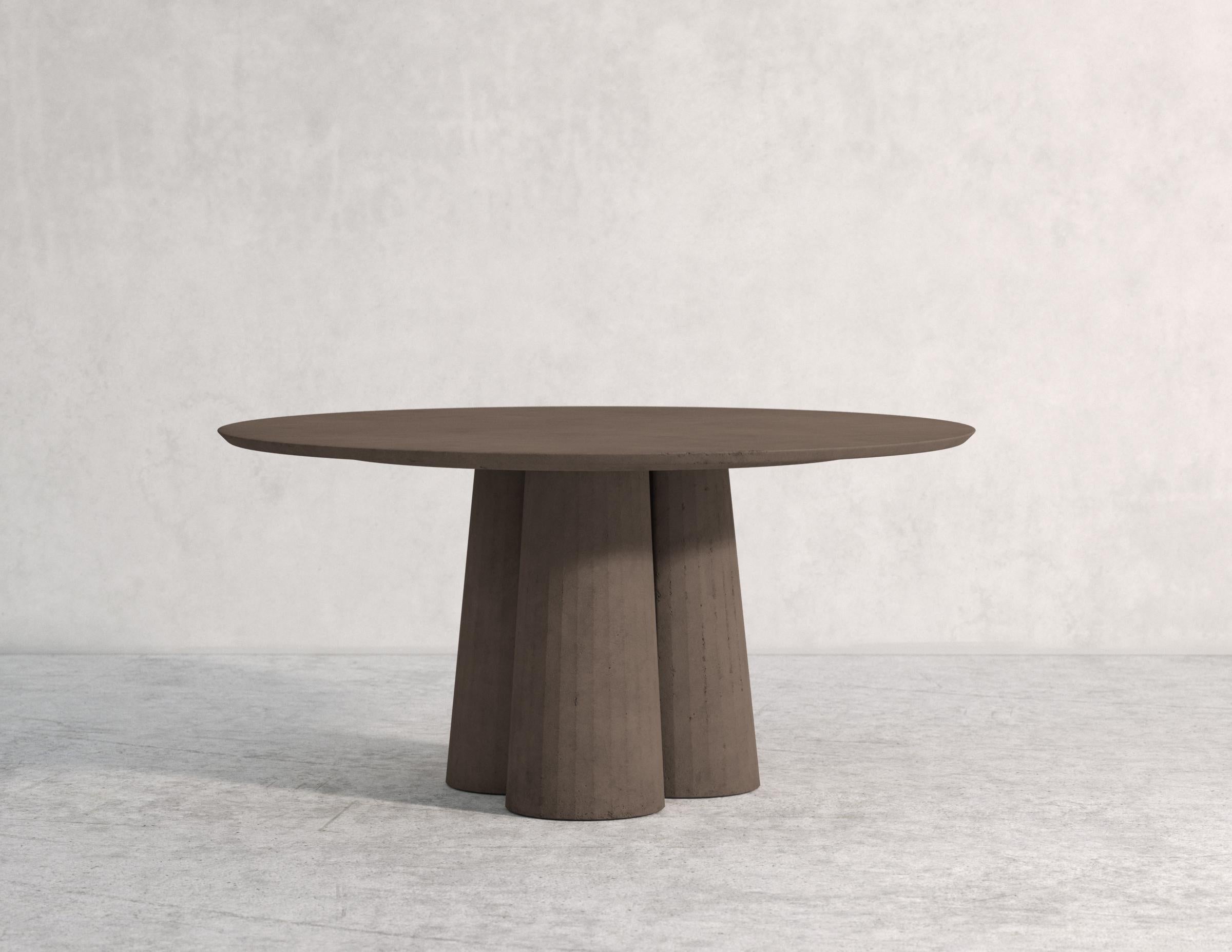 https://a.1stdibscdn.com/fusto-domestic-concrete-landscape-circular-dining-table-for-sale-picture-2/f_38941/f_201764021597163011669/Tavolo_Tondo_FUSTO_1_choco_master.jpg
