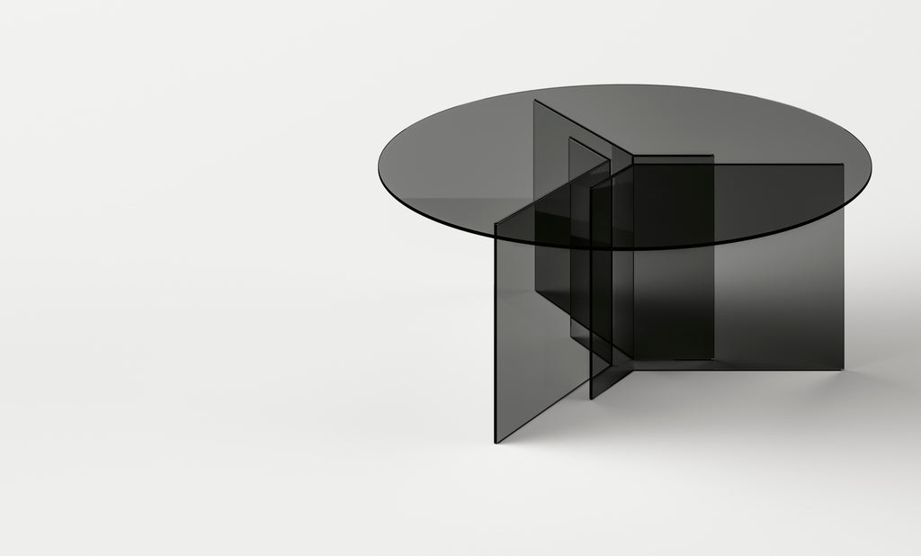 https://a.1stdibscdn.com/thrim-glass-dining-room-table-designed-by-massimo-castagna-made-in-italy-for-sale-picture-6/f_49571/f_292023121655844460659/Tavolo_V_1_master.jpg