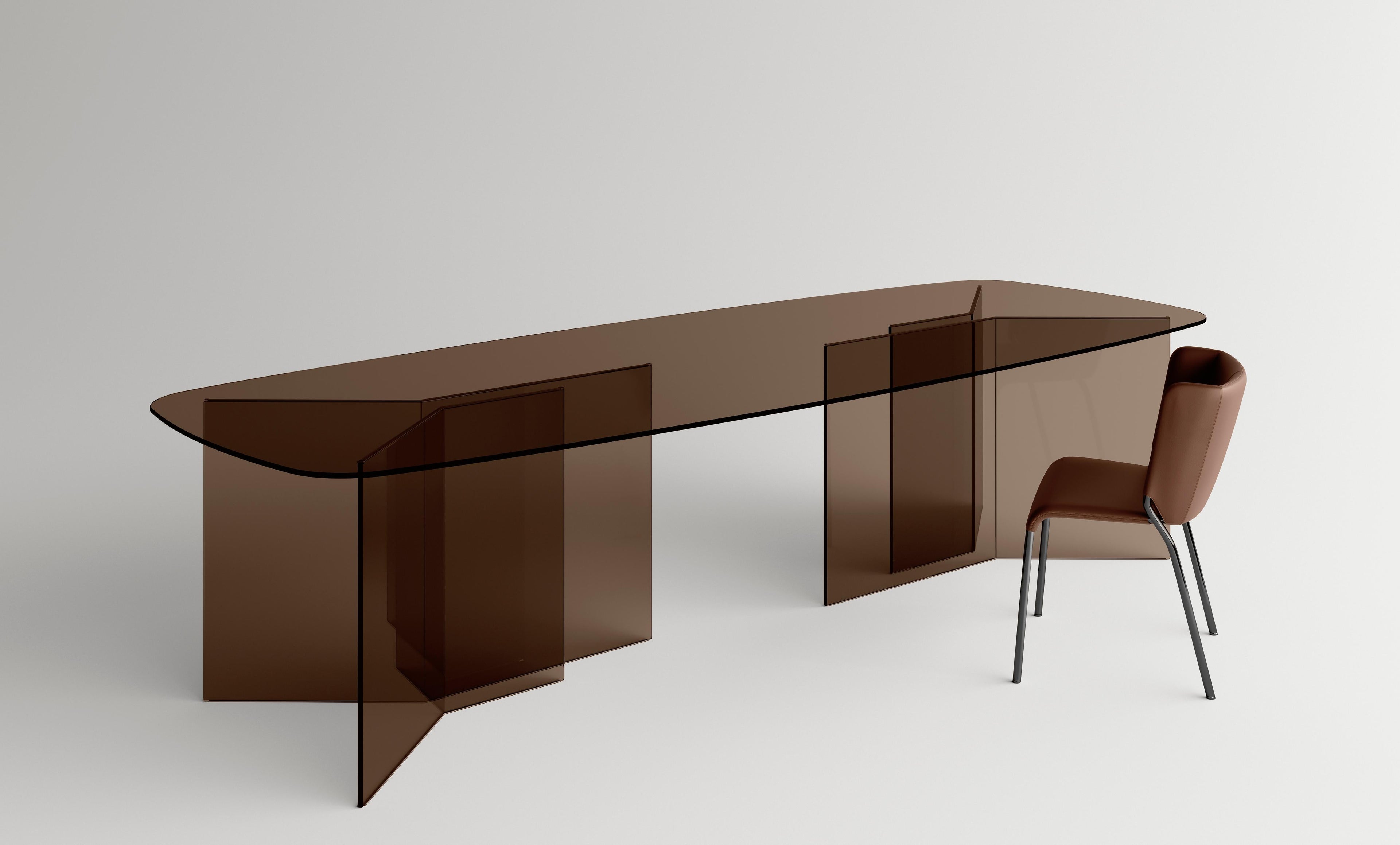 https://a.1stdibscdn.com/thrim-glass-dining-room-table-designed-by-massimo-castagna-made-in-italy-for-sale-picture-3/f_49571/f_292023121655844264705/Tavolo_V_5_bis_master.jpg