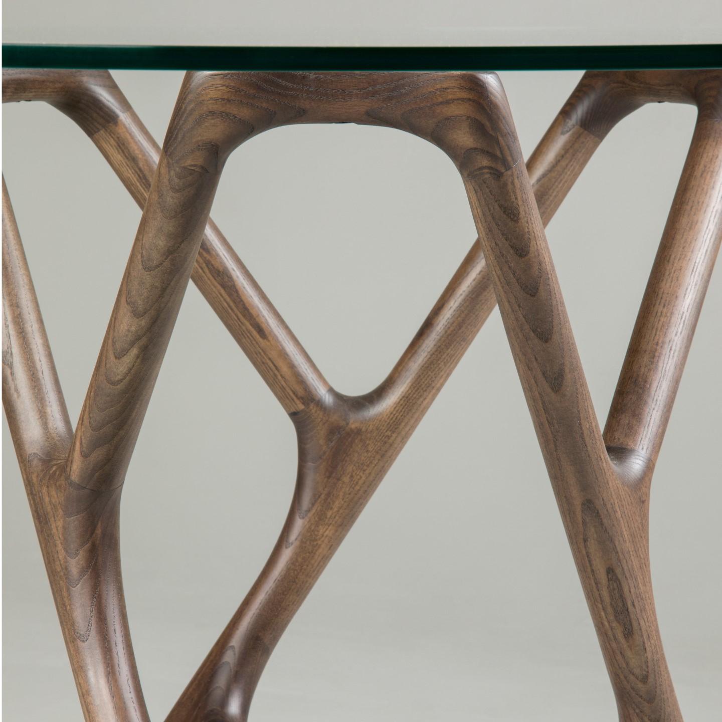 https://a.1stdibscdn.com/joyce-contemporary-dining-round-table-in-turned-ashwood-and-glass-top-for-sale-picture-3/f_42612/f_128974821713517728380/Tavolo_rotondo_vetro_e_legno_joyce_morelato_3__master.jpg