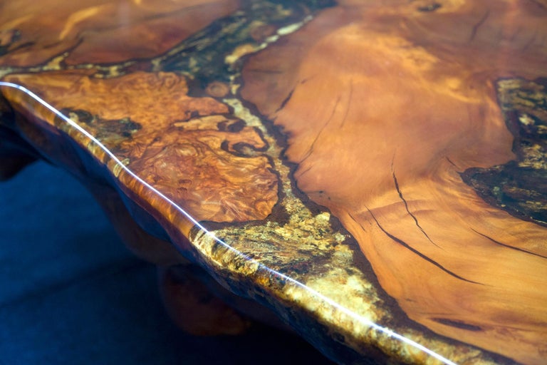 https://a.1stdibscdn.com/kauri-dining-table-in-solid-ancient-kauri-wood-for-sale-picture-7/f_79872/f_331280921677984388716/Tethy_Ancient_Kauri_table_13_master.jpg?width=768