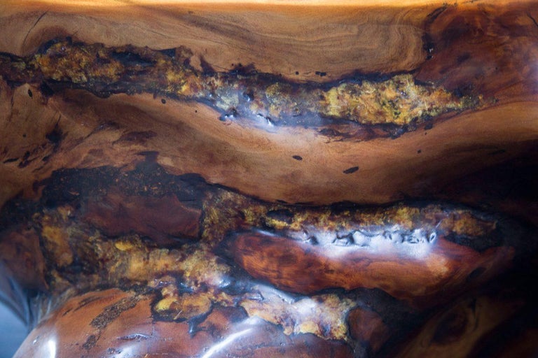 https://a.1stdibscdn.com/kauri-dining-table-in-solid-ancient-kauri-wood-for-sale-picture-2/f_79872/f_331280921677984387783/Tethy_Ancient_Kauri_table_15_1200x800_master.jpg?width=768