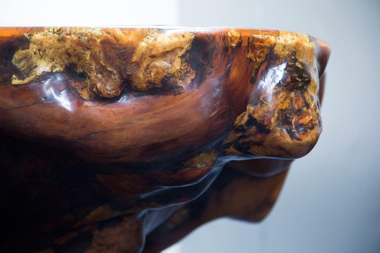 https://a.1stdibscdn.com/kauri-dining-table-in-solid-ancient-kauri-wood-for-sale-picture-9/f_79872/f_331280921677984390839/Tethy_Ancient_Kauri_table_18_master.jpg?width=768