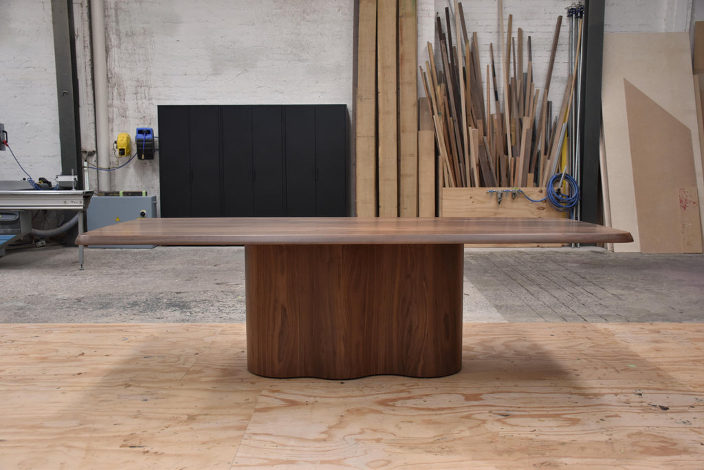 https://a.1stdibscdn.com/ghanem-rectangular-dining-table-by-daniel-poole-for-sale-picture-4/f_12192/f_406630221721158749350/Thao_Mid_master.jpg
