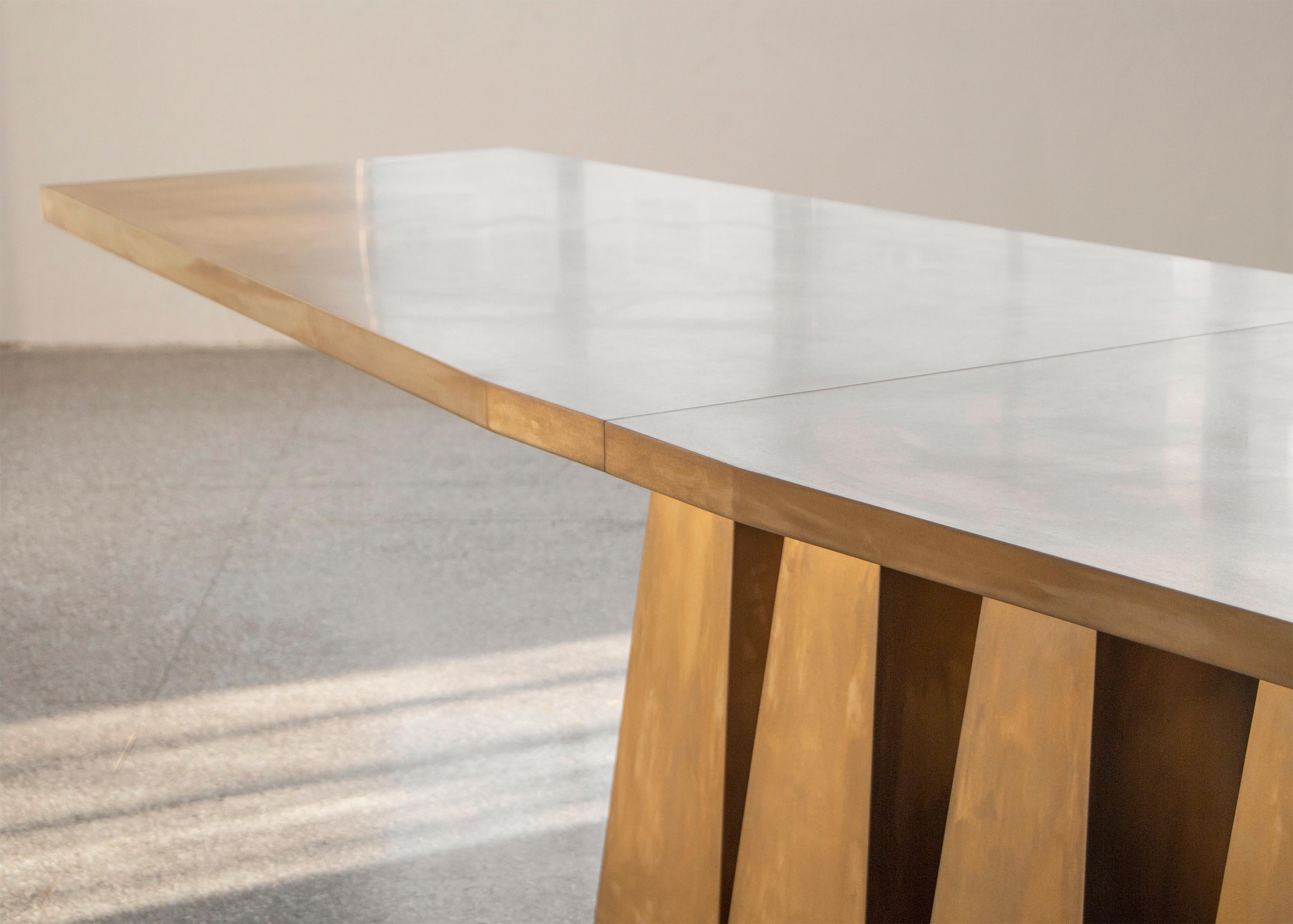https://a.1stdibscdn.com/the-gate-02-table-by-sing-chan-design-for-sale-picture-12/f_12192/f_333329021678991924961/The_Gate_01_16__master.jpg