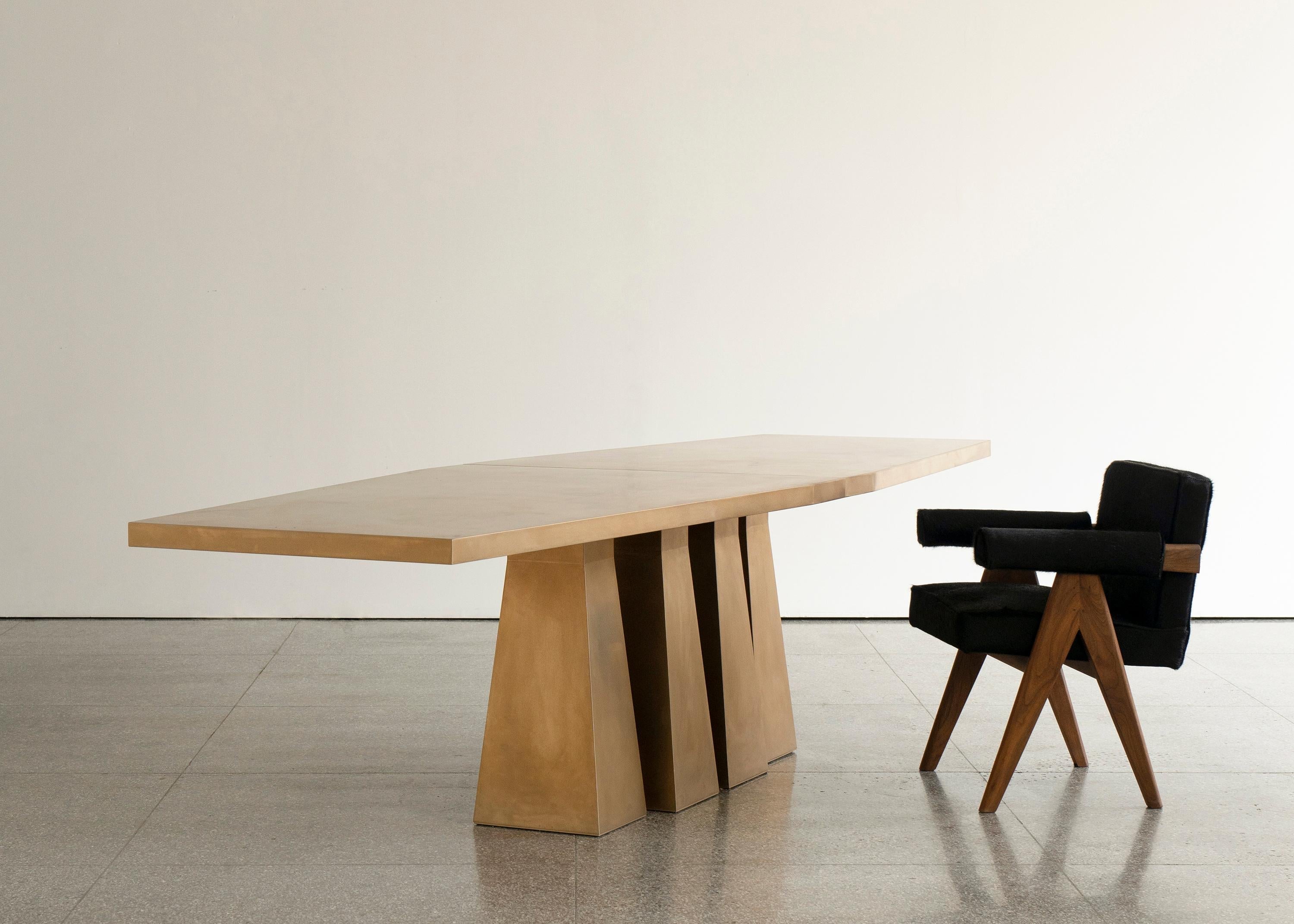 https://a.1stdibscdn.com/the-gate-02-table-by-sing-chan-design-for-sale-picture-9/f_12192/f_333329021678991923530/The_Gate_01_1__master.jpg