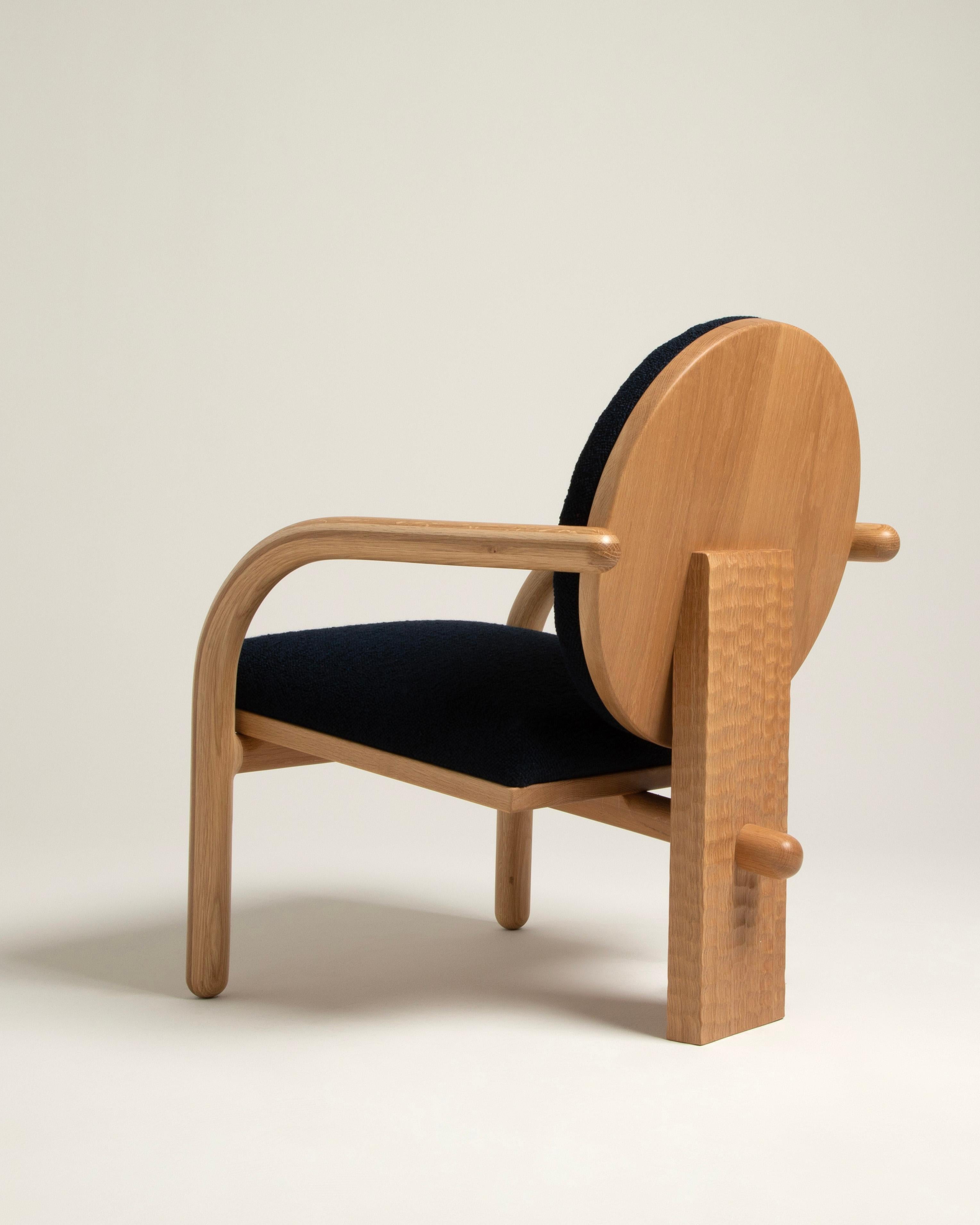 https://a.1stdibscdn.com/upholstered-theia-lounge-chair-in-natural-oak-by-cultivation-objects-for-sale-picture-6/f_37133/f_342256621683752078956/Theia_Natural_5_master.jpg