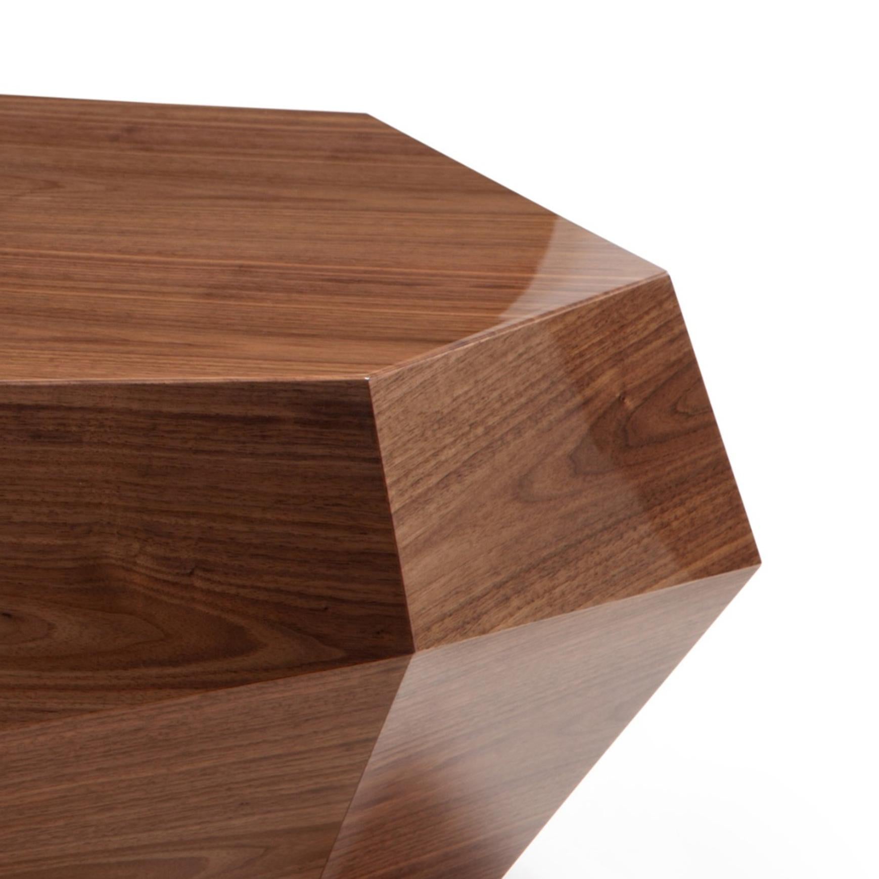https://a.1stdibscdn.com/three-rocks-low-coffee-table-walnut-insidherland-by-joana-santos-barbosa-for-sale-picture-3/f_53652/f_233469621618241026625/Three_Rocks_tables_16_walnut_InsidherLand_master.jpg
