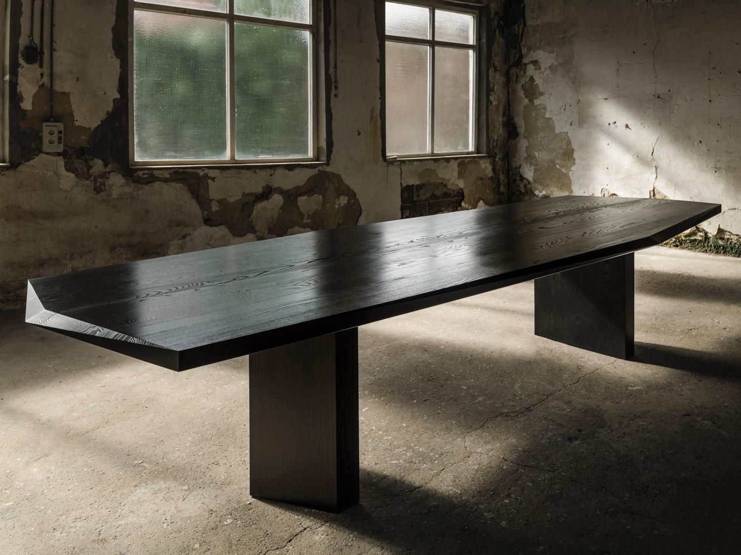 https://a.1stdibscdn.com/contemporary-solid-ash-black-hera-dining-table-big-by-tim-vranken-for-sale-picture-3/f_70152/f_383309921707468298963/Tim_Vranken_Arjaan_De_Feyter_HERA_table_Black_American_ash_Pic_Cedric_Verhelst_6__master.jpg