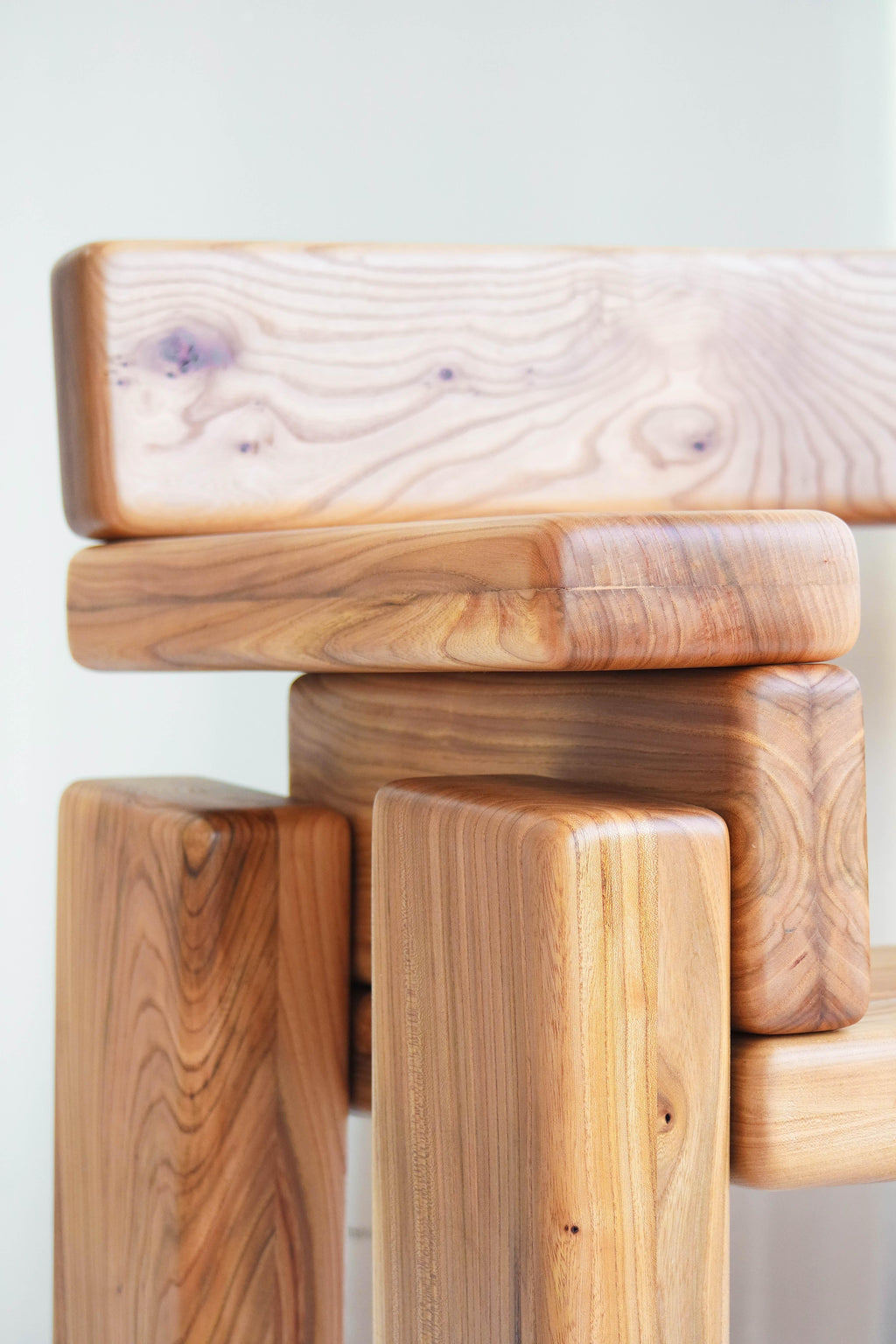 https://a.1stdibscdn.com/timber-armchair-by-onno-adriaanse-for-sale-picture-10/f_12192/f_368167821698419694278/Timber_Armchair_Elm_17_master.jpg
