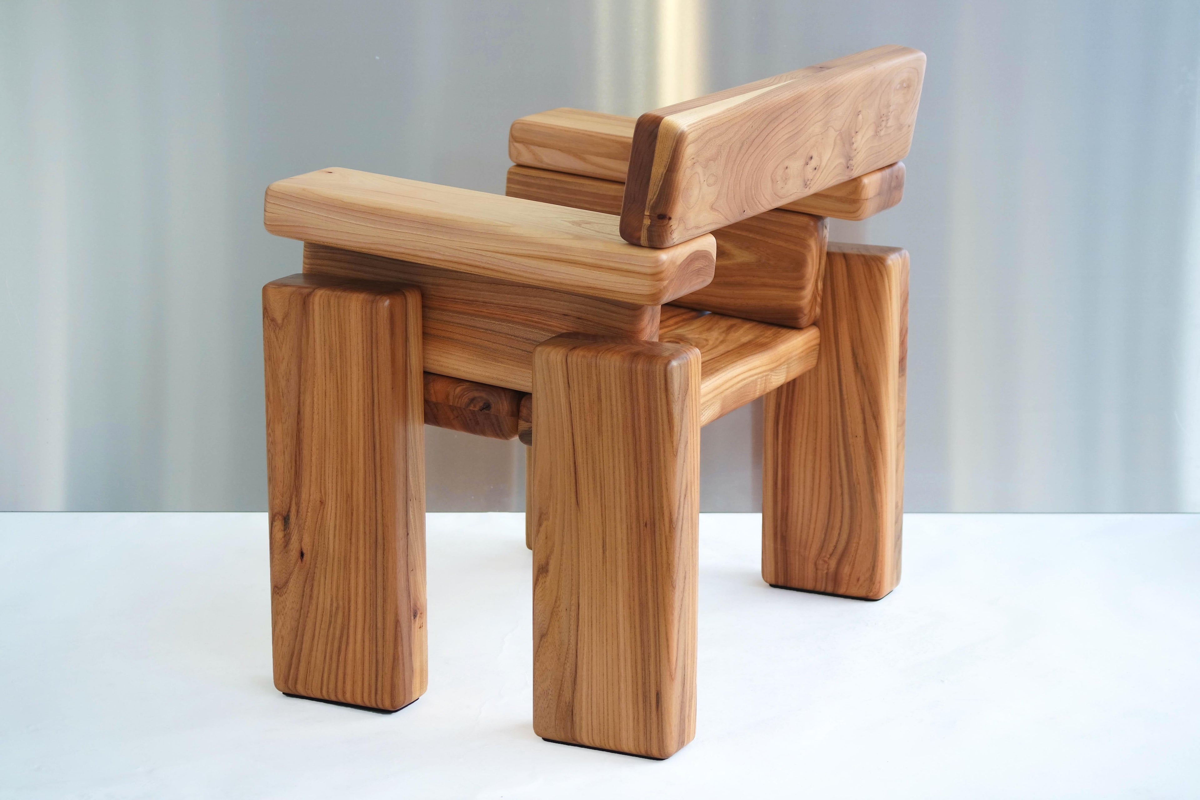 https://a.1stdibscdn.com/timber-armchair-by-onno-adriaanse-for-sale-picture-15/f_12192/f_368167821698419700552/Timber_Armchair_Elm_5_master.jpg