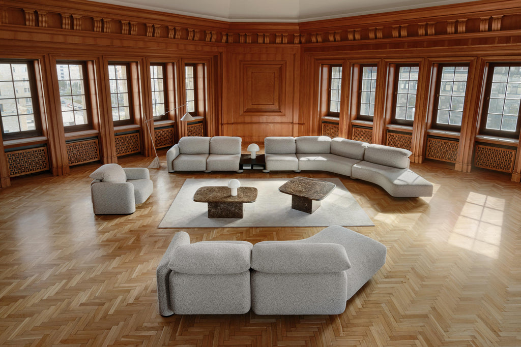 https://a.1stdibscdn.com/la-roche-modular-sofa-for-sale-picture-3/f_104642/f_453393621749208610421/_Tom_Kurek_TS505069_1_master.jpg