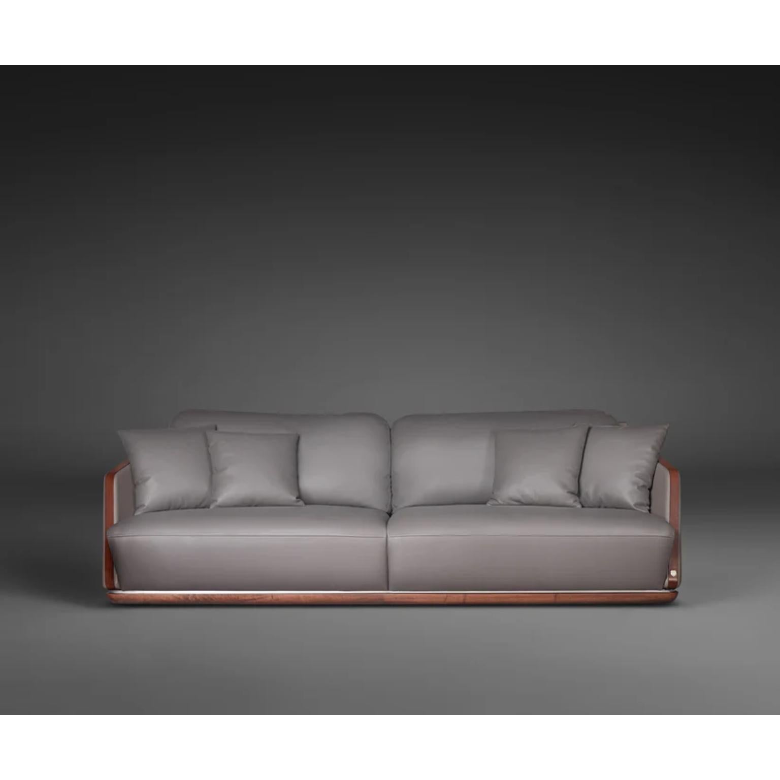 https://a.1stdibscdn.com/leather-tora-sofa-by-madheke-for-sale-picture-2/f_12192/f_487461821770736775501/Tora_Sofa_Leather_Madheke_master.jpg