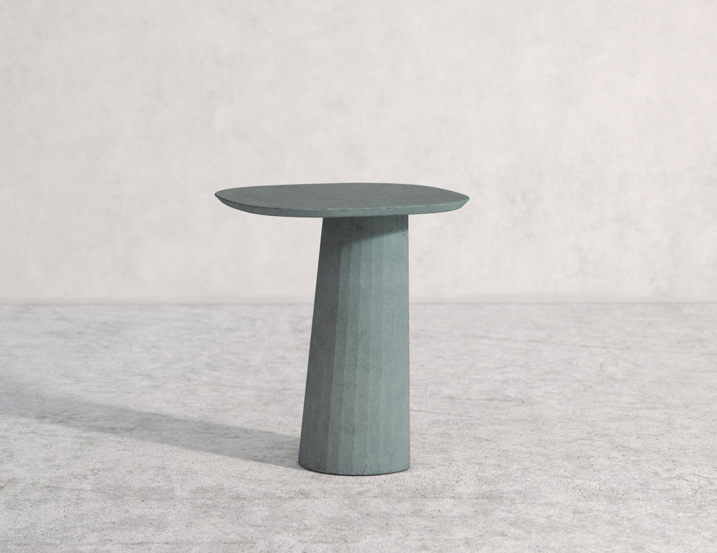 https://a.1stdibscdn.com/fusto-domestic-concrete-landscape-coffee-table-mod-iii-for-sale-picture-10/f_38941/f_197826321594216883851/Tris_P3_FUSTO_1_ultramarine_master.jpg